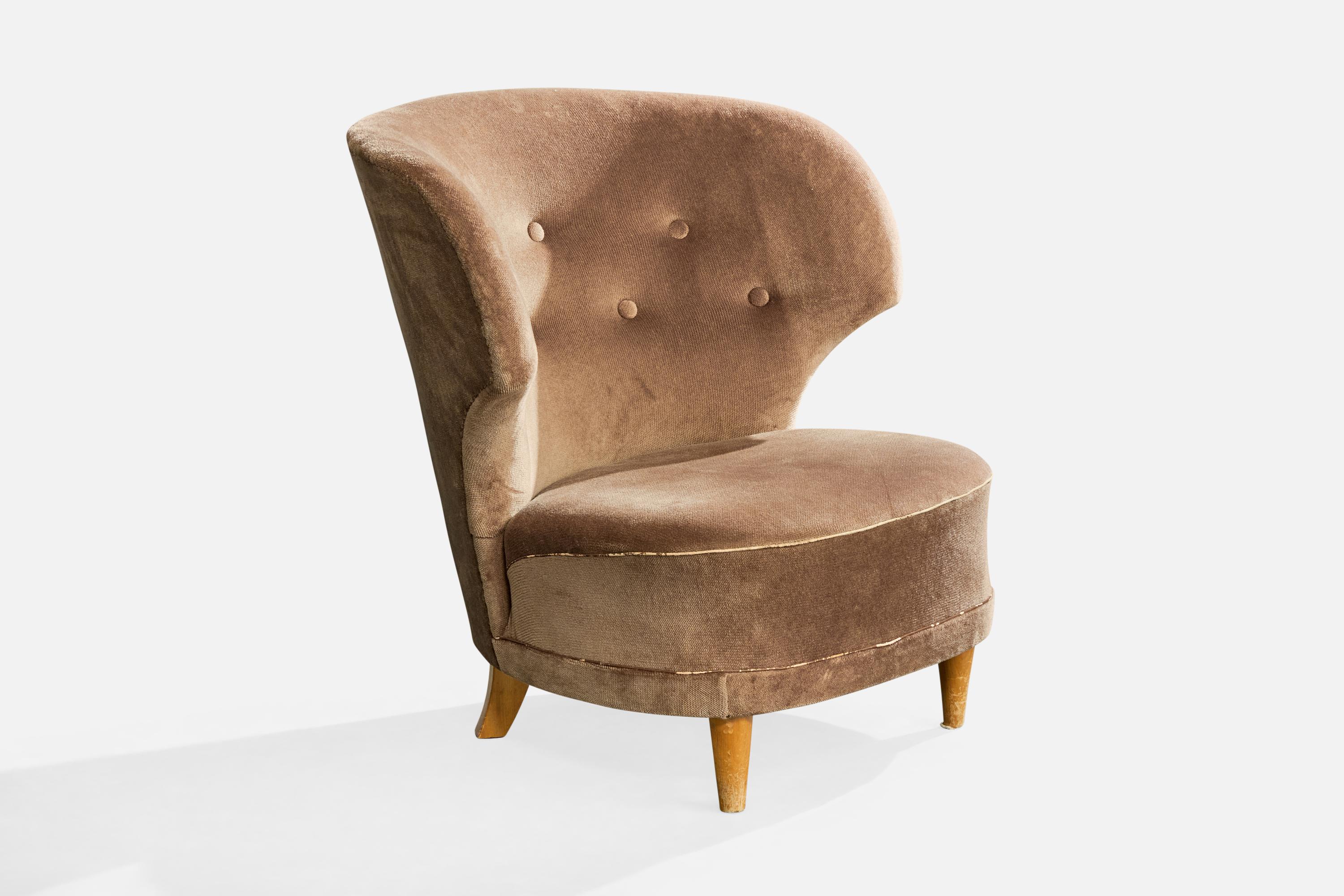 Designer finlandais, fauteuils de salon, velours, bois, Finlande, années 1950 État moyen - En vente à High Point, NC