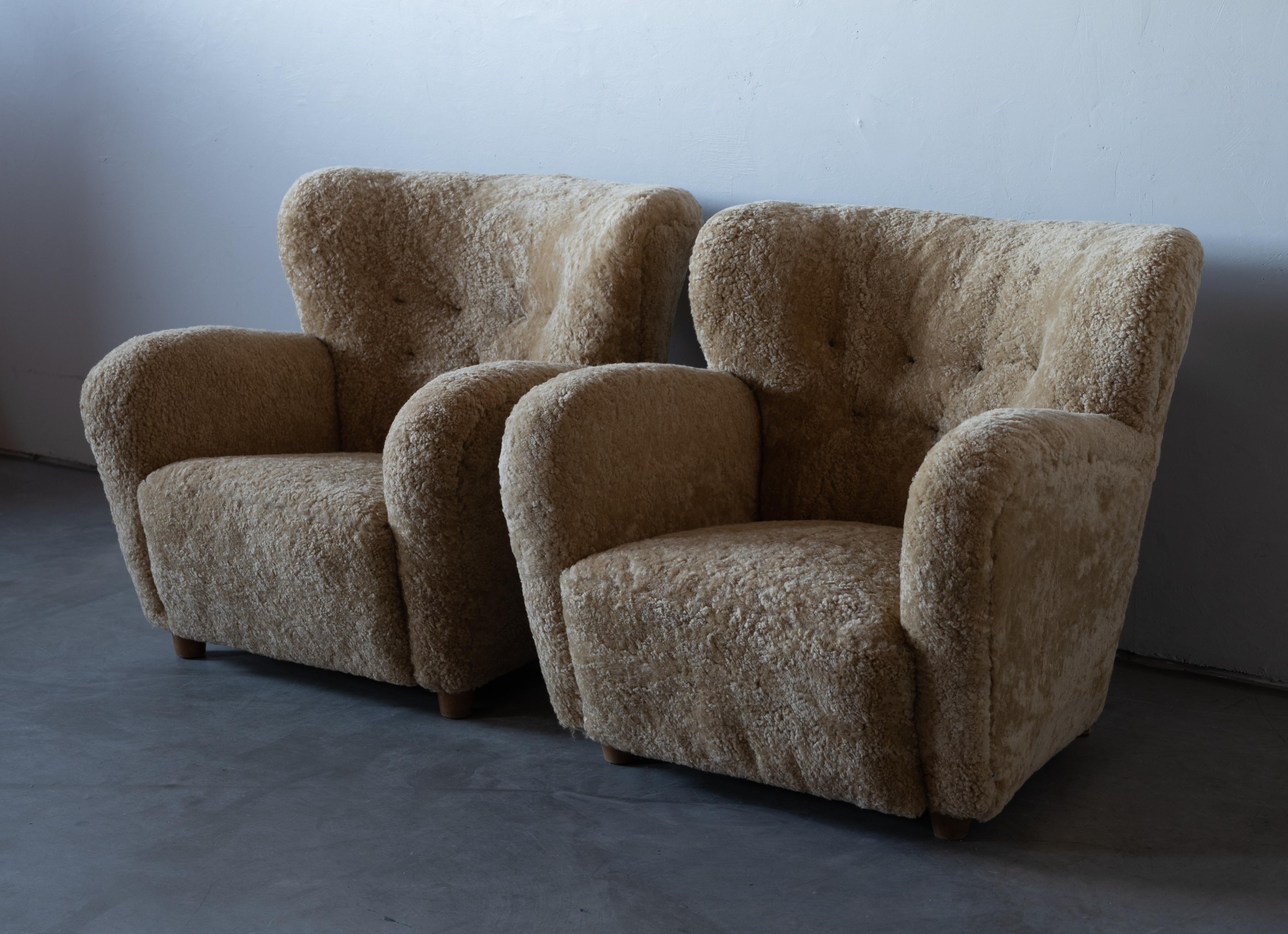 Finnish Designer, Organic Lounge Chairs, Beige Sheepskin, Wood, Finland, 1940s 1