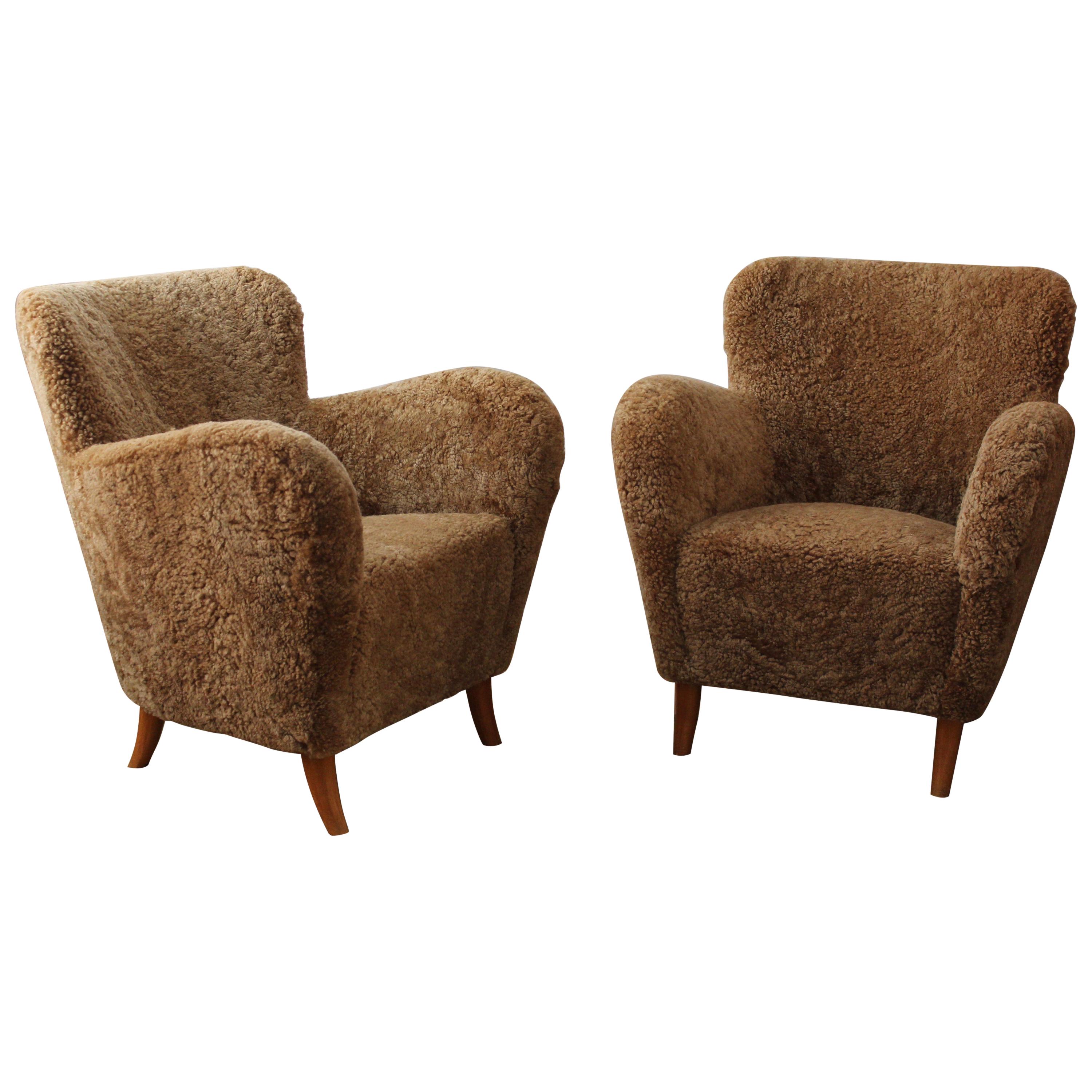 Finnish Designer, Organic Lounge Chairs, Sheepskin, Stained Wood, Finland, 1940s