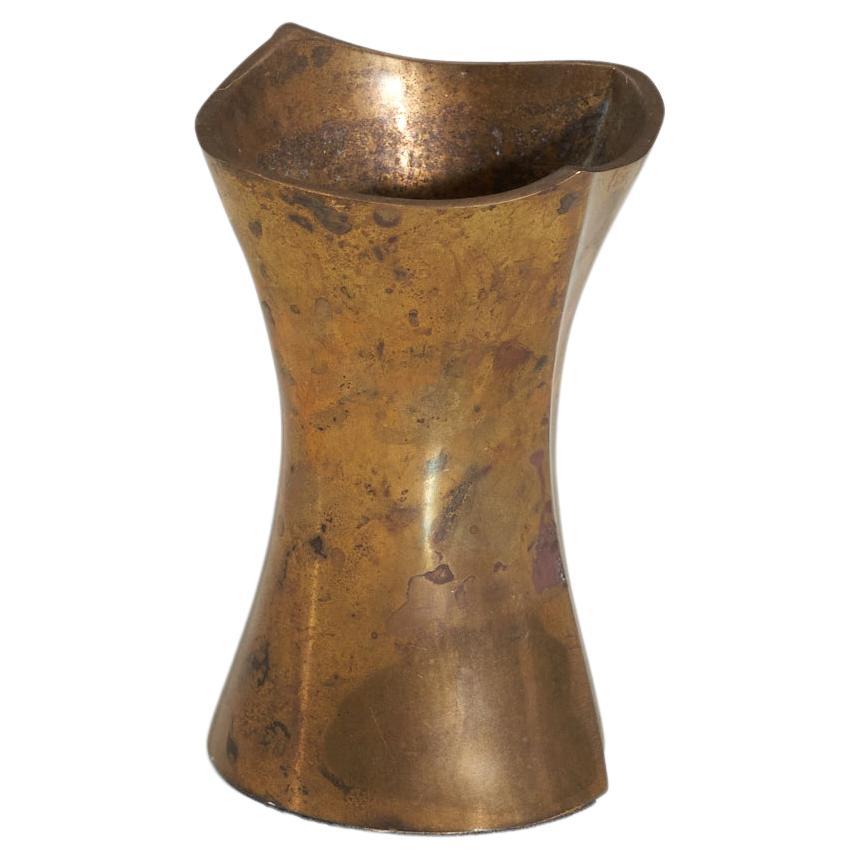 Finnish Designer, Small Freeform Vase, Brass, Finland, 1950s