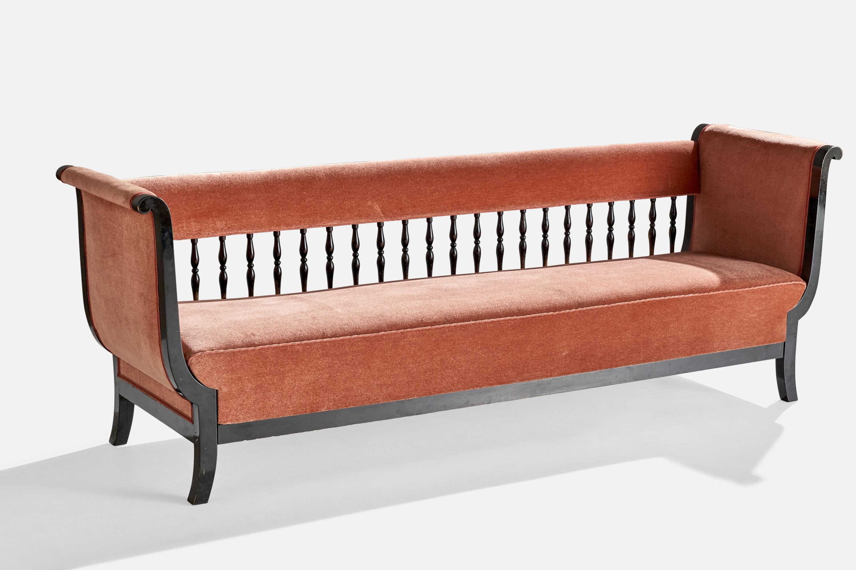 Diseñador Finlandés, Sofá, Madera, Terciopelo, Finlandia, Años 20 Escandinavo moderno en venta