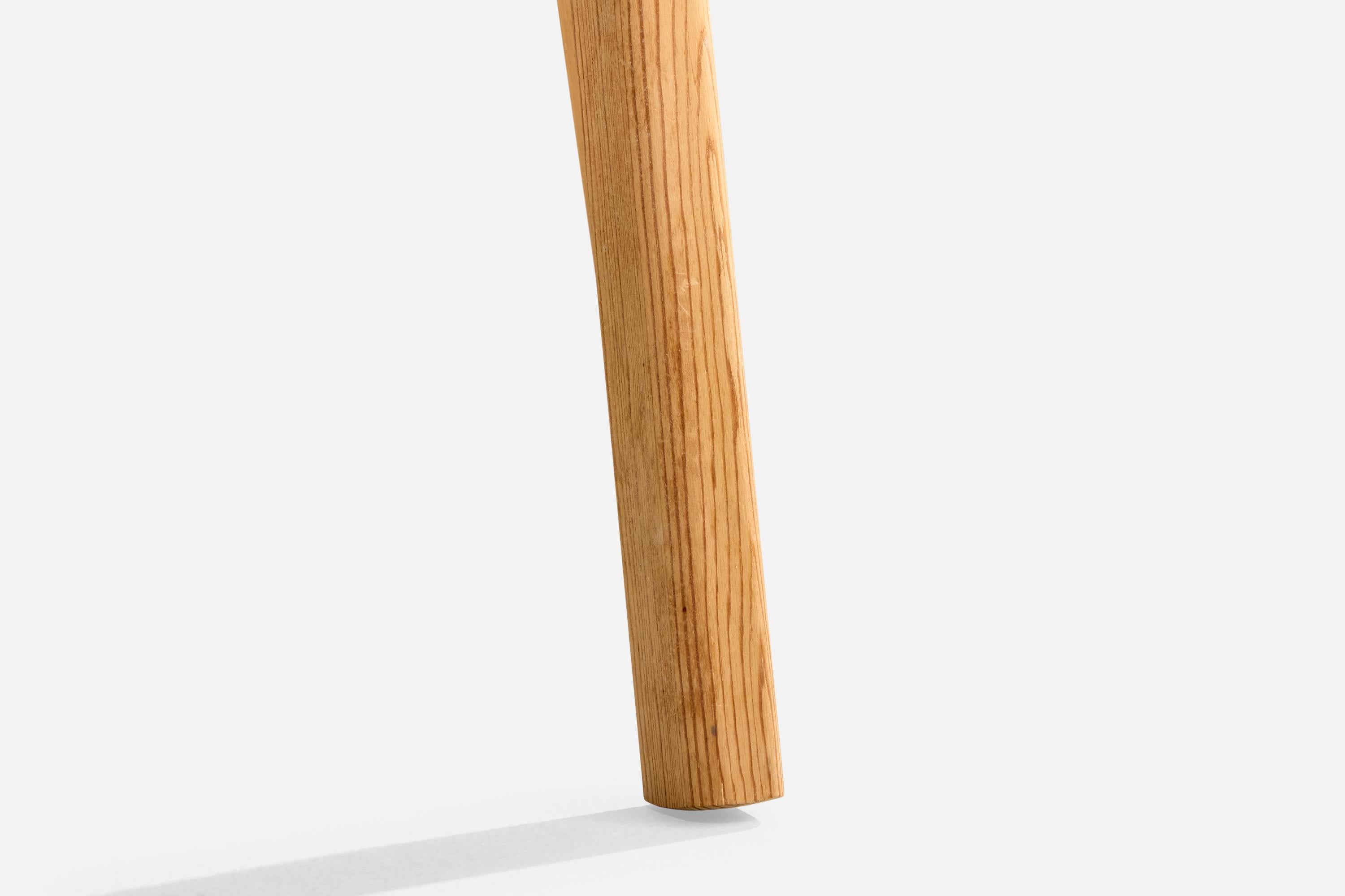 Finnish Designer, Stool, Pine, Finland, 1970s For Sale 1