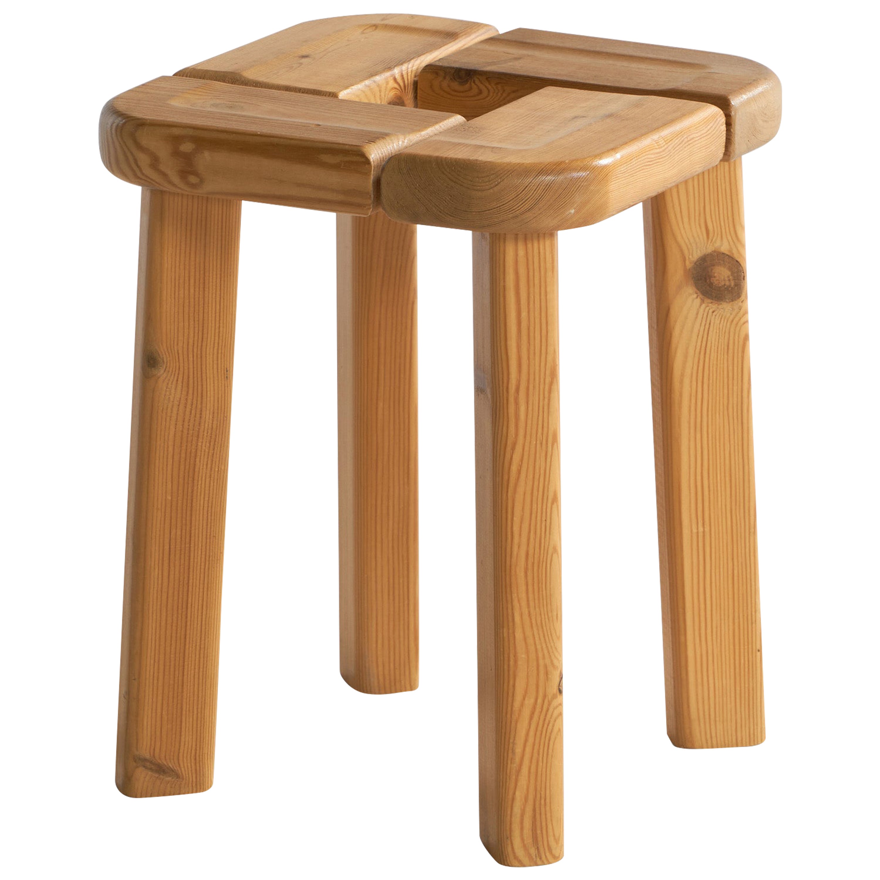Finnischer Designer, Hocker, Kiefernholz, Finnland, 1970er Jahre