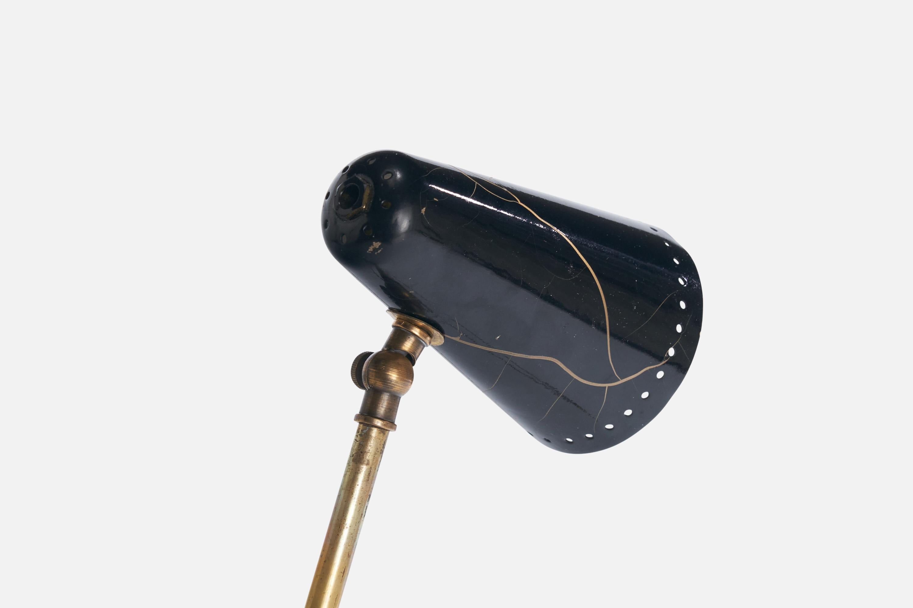Finnische Designerin, Tischlampe, Messing, Rattan, Metall, Finnland, 1960er Jahre (Mitte des 20. Jahrhunderts) im Angebot