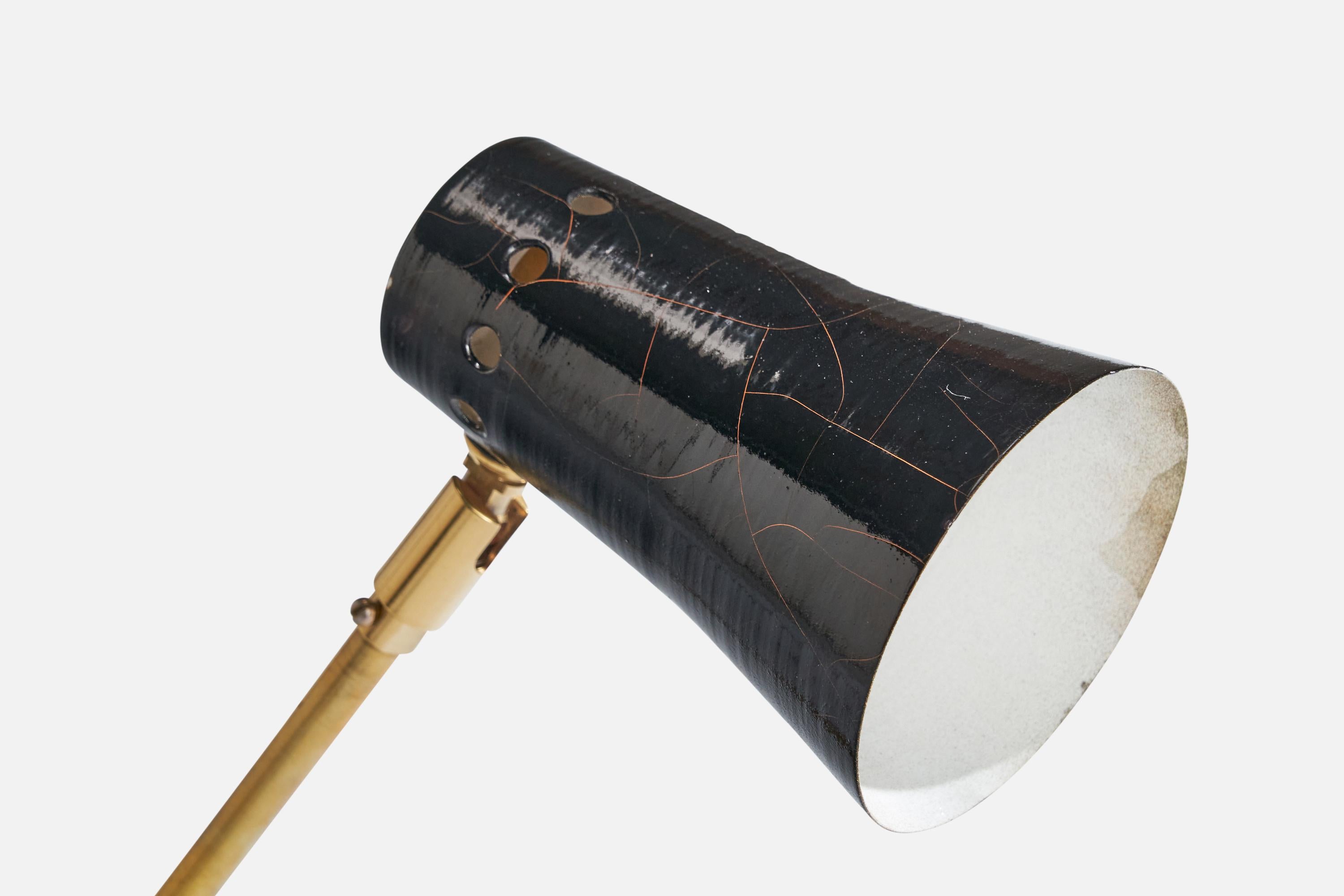 Finnische Designerin, Tischlampe, Messing, Rattan, Metall, Finnland, 1960er Jahre (Mitte des 20. Jahrhunderts) im Angebot