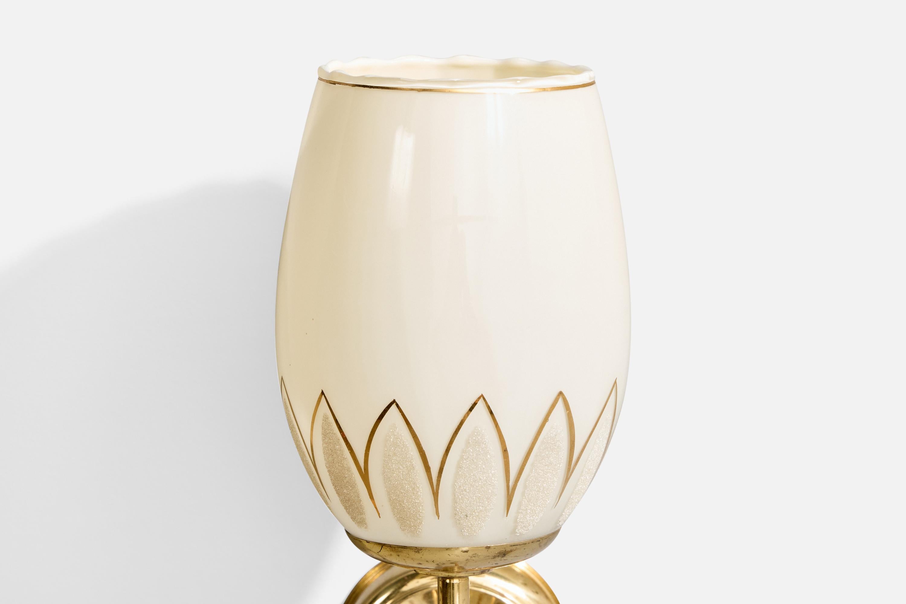 Design/One, appliques, laiton, verre, Finlande, années 1950 en vente 1