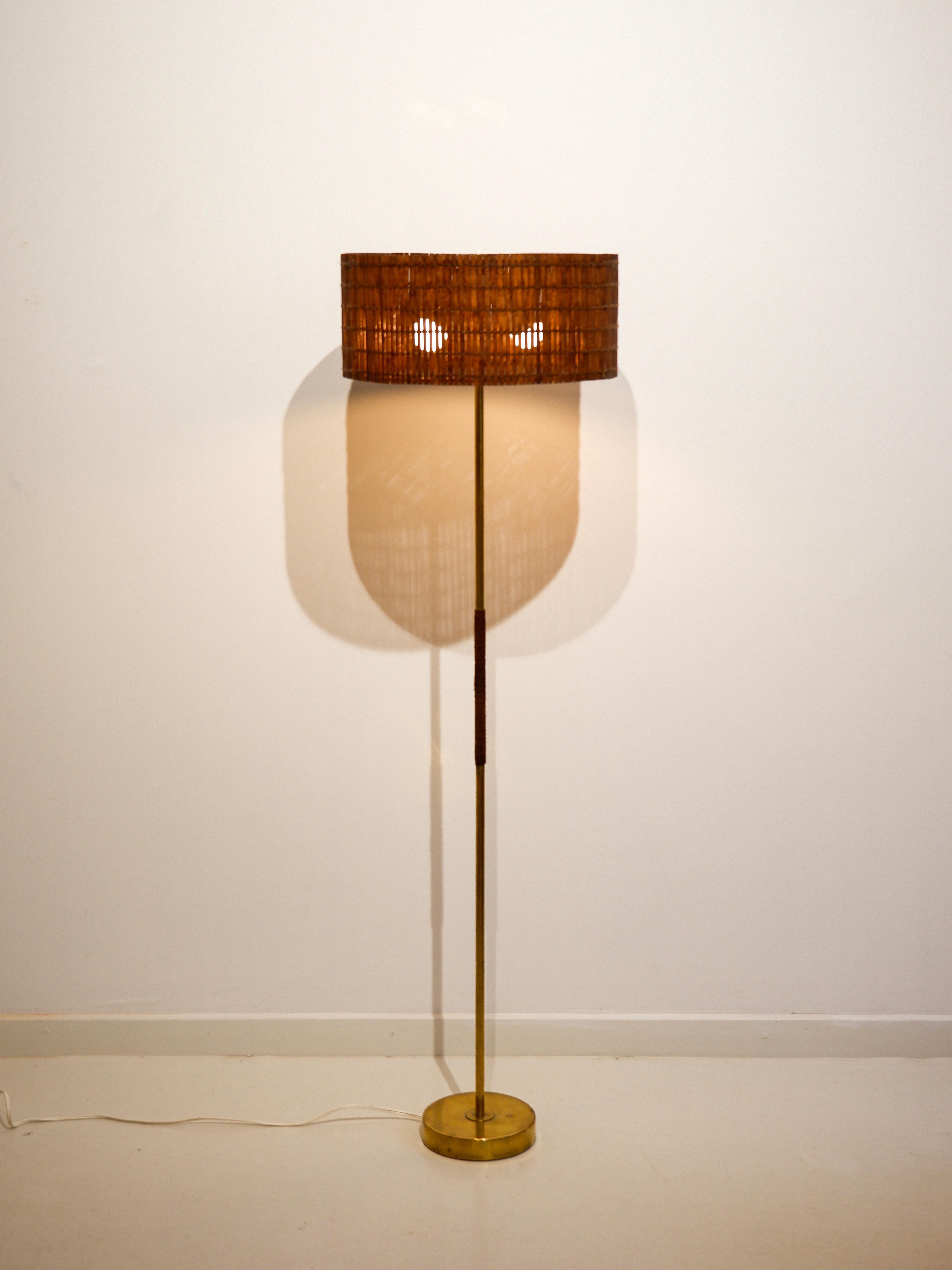 Mid-20th Century Finnish floor lamp designed and produced by Presenta circa 1960 For Sale