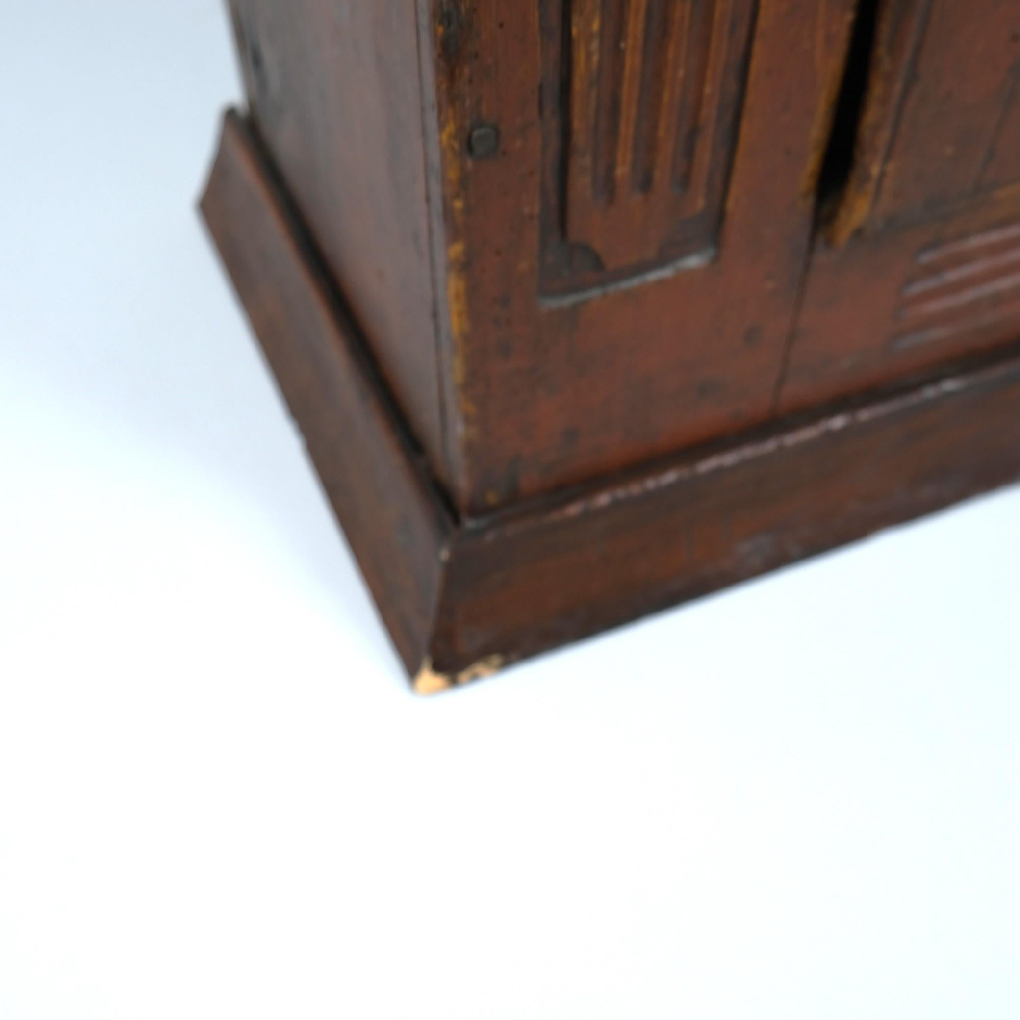 Finnish Folk / Peasent Painted Cupboard, Circa 18th Century For Sale 1