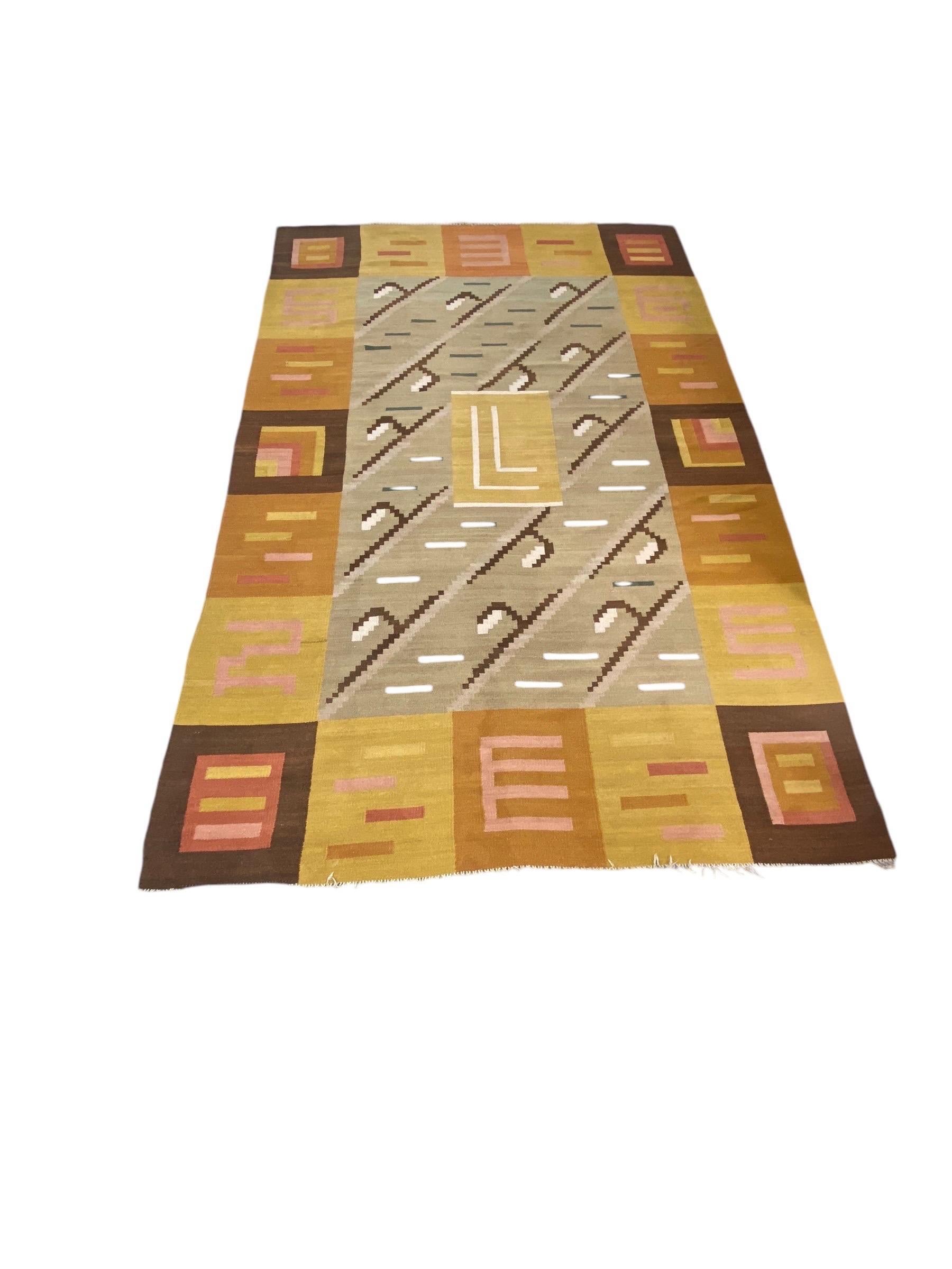 Finnischer geometrischer Flachgewebe-Teppich in natürlichen Tönen, Wolle, Finnland 1930er Jahre (Handgewebt) im Angebot