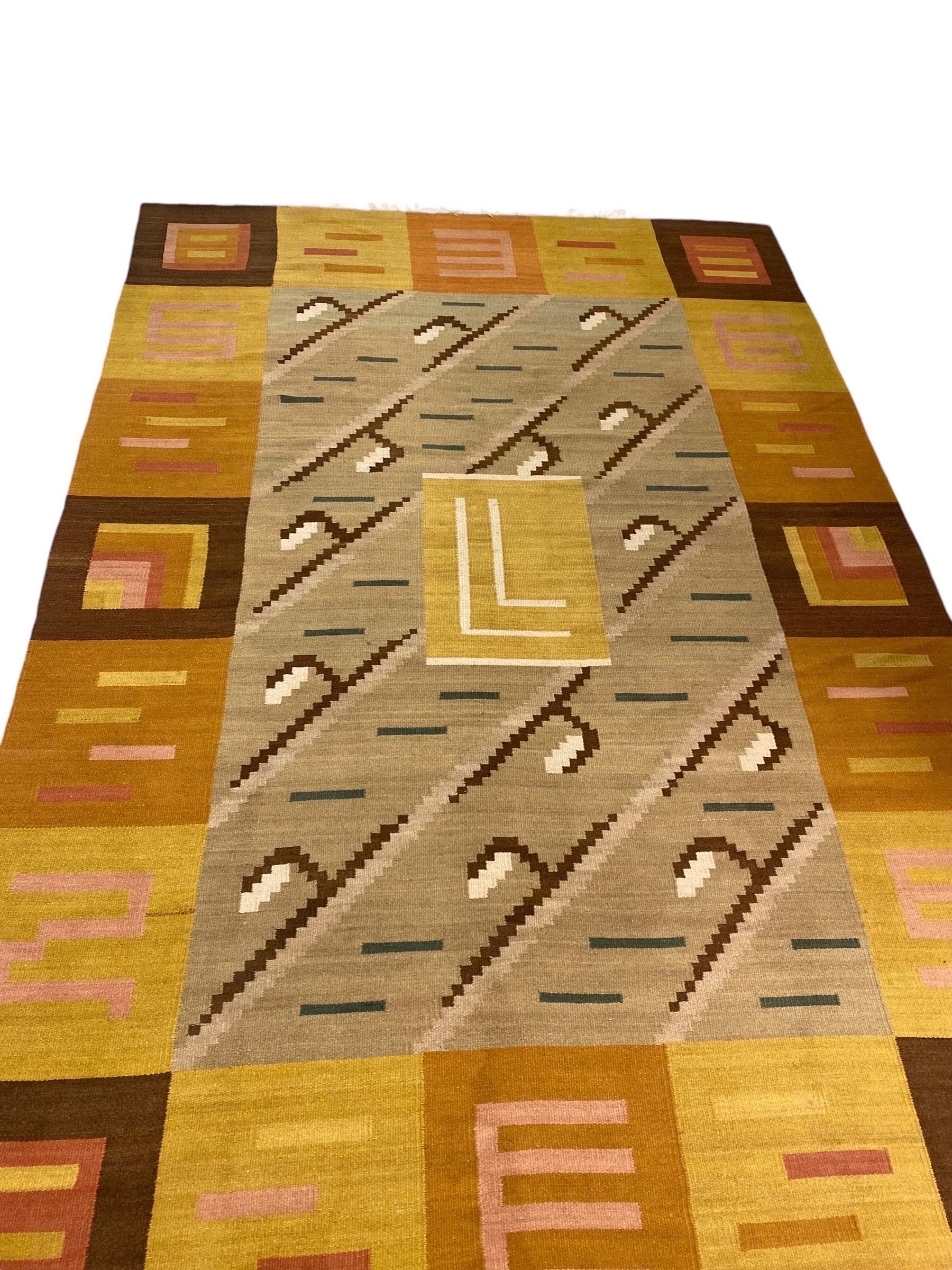 Finnischer geometrischer Flachgewebe-Teppich in natürlichen Tönen, Wolle, Finnland 1930er Jahre im Zustand „Gut“ im Angebot in Helsinki, FI