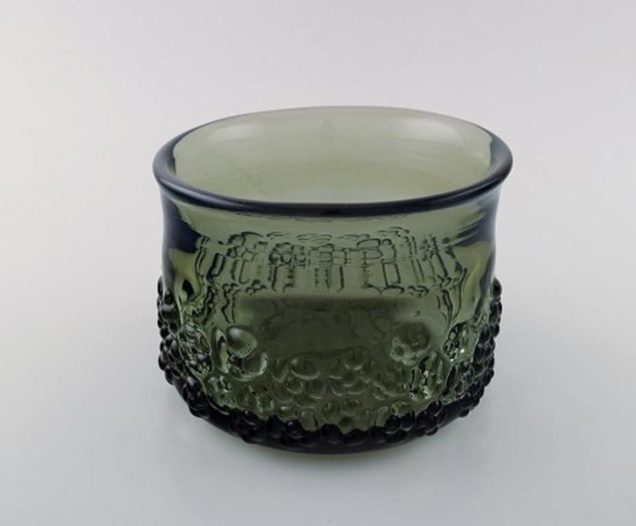 Scandinavian Modern Finnish Glass Artist, Large Organic Bowl in Green Mouth Blown Art Glass