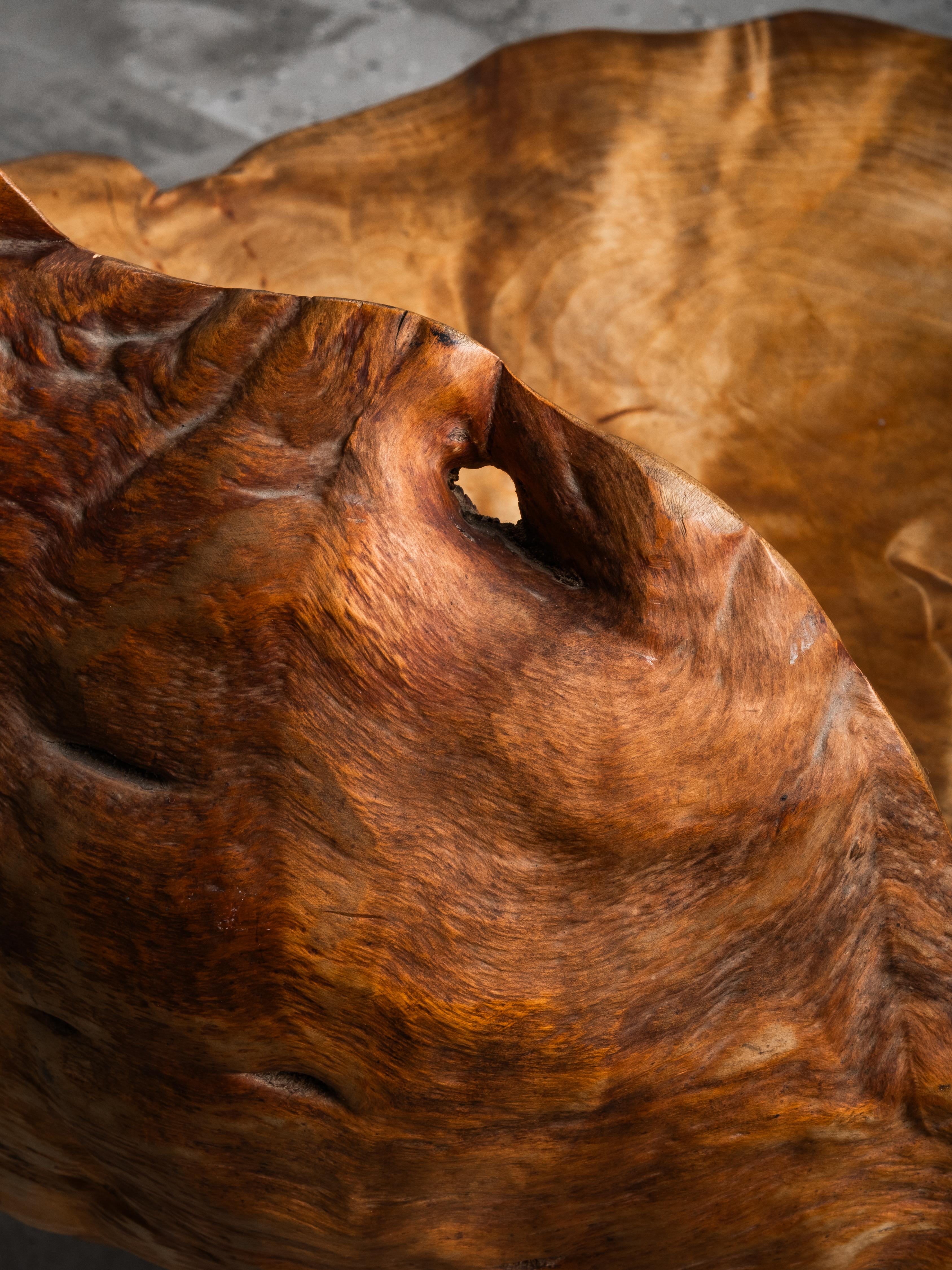 Finnischer handgefertigter Folk Art Burl Wood Stuhl, Mitte 20. im Angebot 13