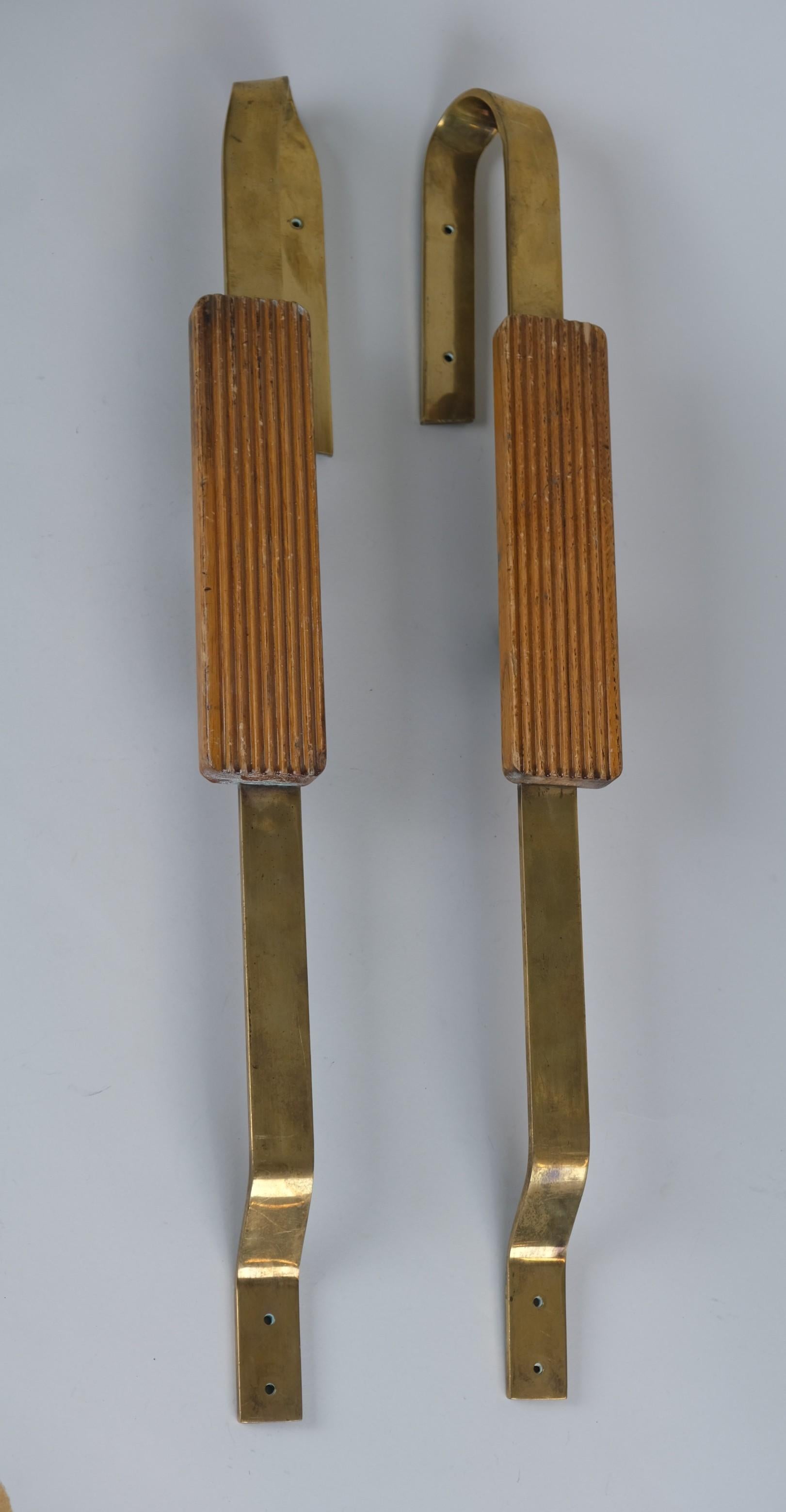 Poignées de porte en laiton et Wood Wood, années 1950, design finlandais du milieu du siècle dernier en vente 5