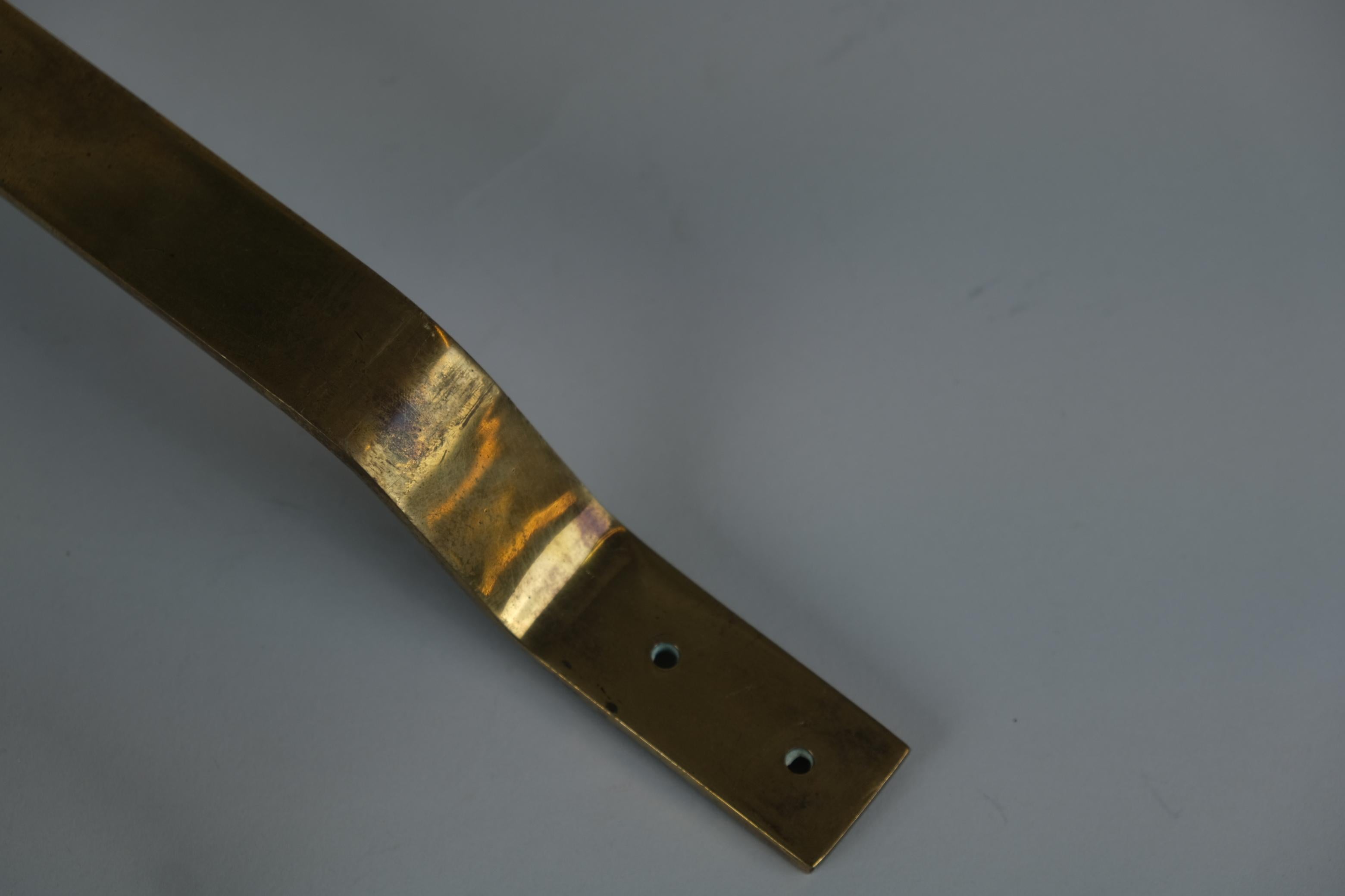 Mid-Century Modern Poignées de porte en laiton et Wood Wood, années 1950, design finlandais du milieu du siècle dernier en vente