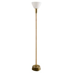 Finnische Stehlampe aus der Mitte des Jahrhunderts aus Messing und Leder von Lisa Johansson-Papé, 1950er Jahre