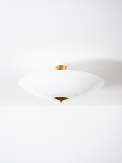 Finnischer Flush Mount aus der Mitte des Jahrhunderts, Messing und Opalglas, 1950er Jahre