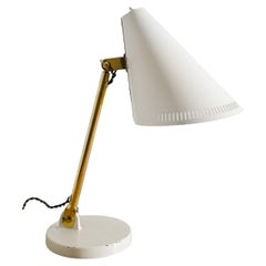 Lampe de bureau finlandaise Paavo Tynell 9222 produite par Taito, années 1940