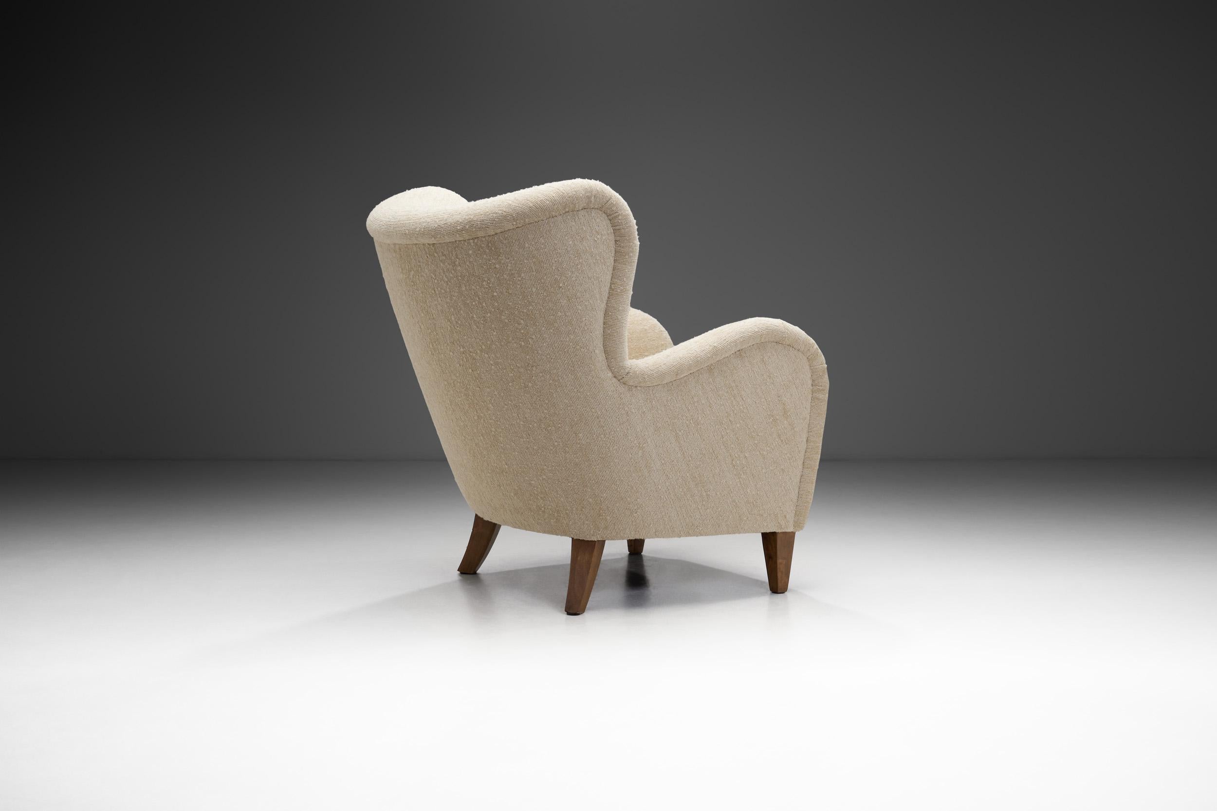 Mid-20th Century Finnish Mid-Century Upholstered Armchair, Finland ca 1950s For Sale