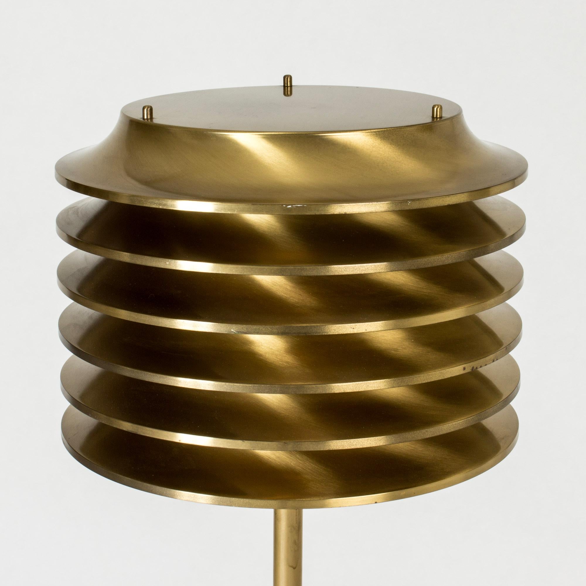 Late 20th Century Finnish Midcentury Modern Brass Floor Lamp by Kai Ruokonen for Orno, 1970s For Sale