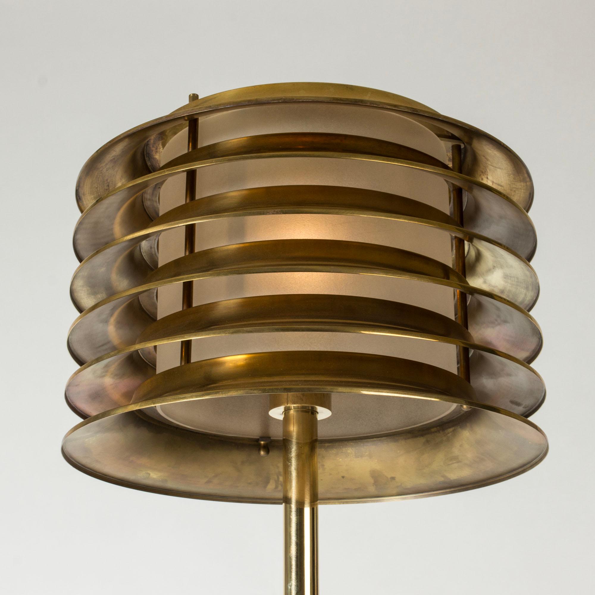 Lampadaire finlandais moderne du milieu du siècle dernier par Kai Ruokonen pour Orno, 1970 Bon état - En vente à Stockholm, SE