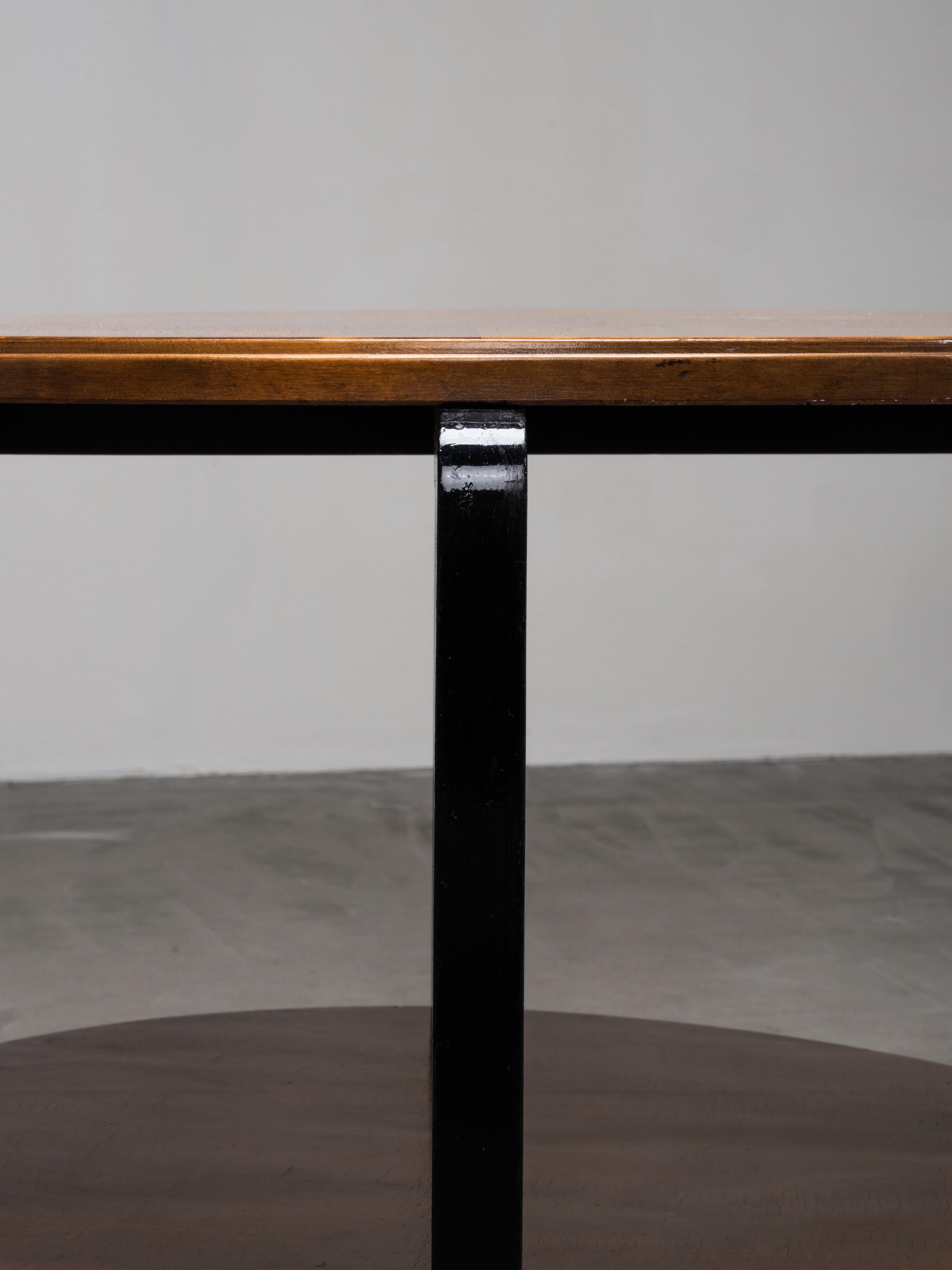 Finnish Modern Club Table Model “Eino” by Maija Heikinheimo for Asko, 1930s en vente 4