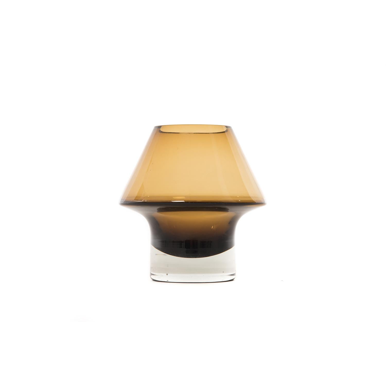 Finnish modern amber glass Stromboli vase.
