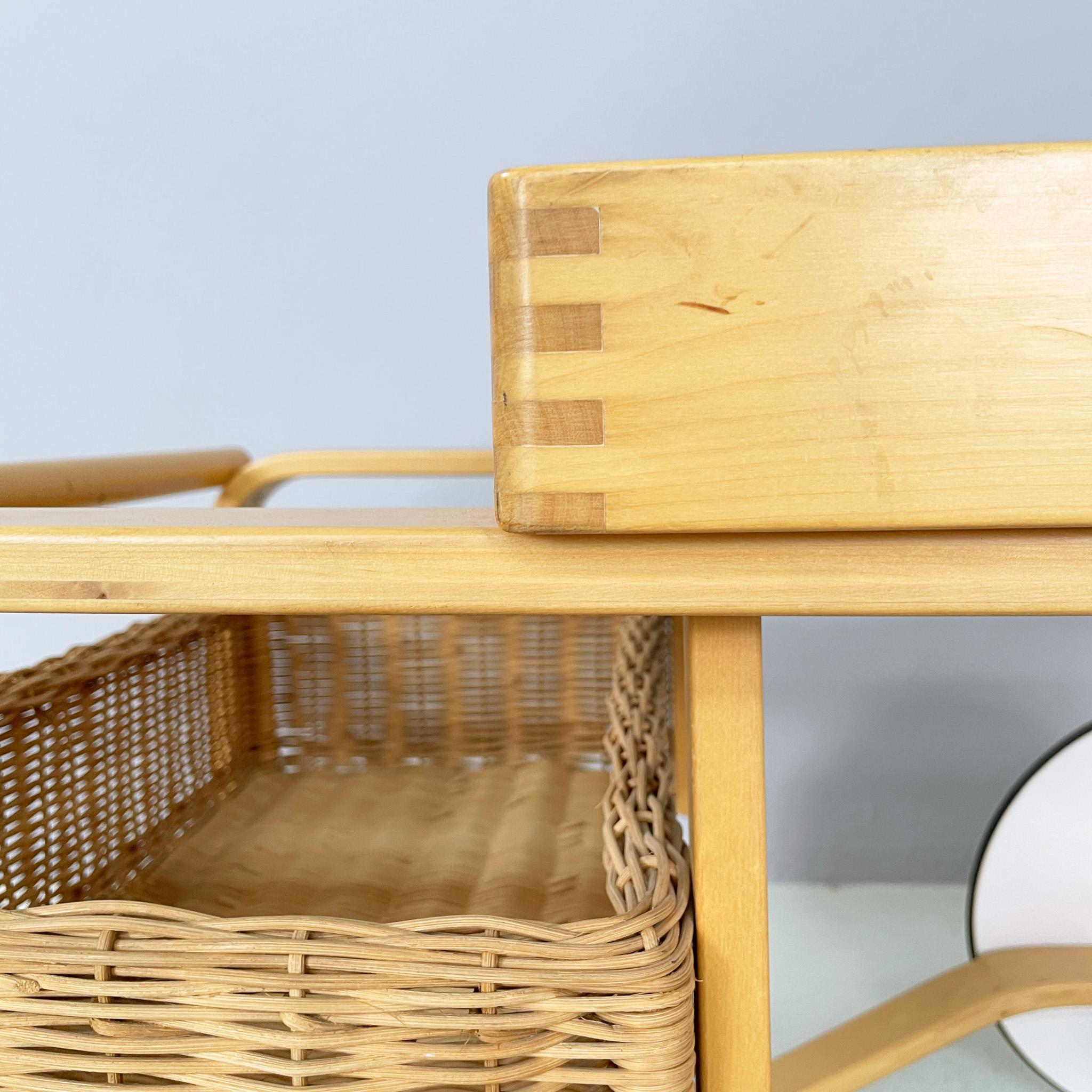 Finnish modern wood, wicker Cart Tea Trolley 900 by Alvar AAlto for Artek, 1970s For Sale 7