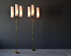 Finnish Modernism, Pair of Organic Floor Lamps, Brass, Fabric, Finland 1950s