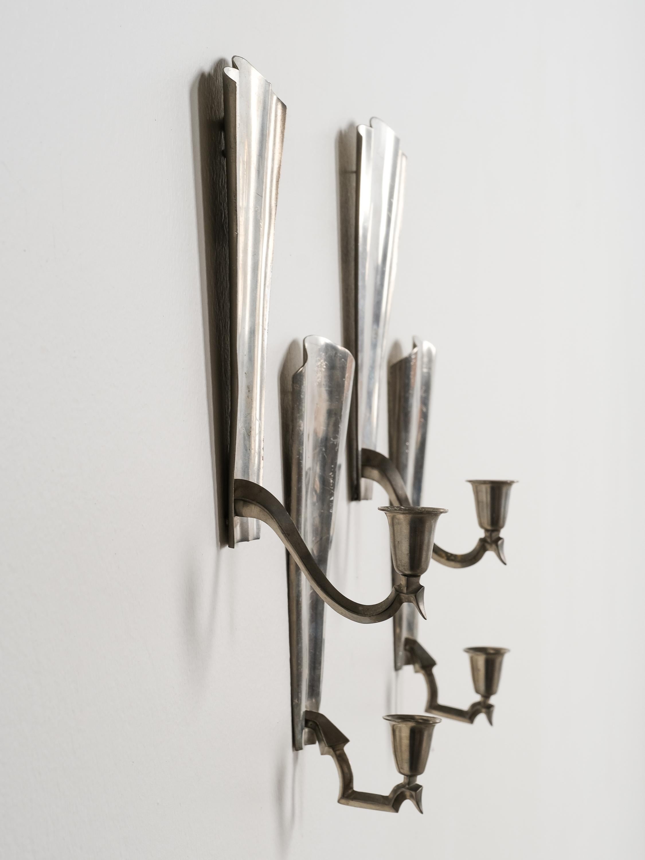 Art Deco Finnish Pewter Wall Candle Sconces, A. Mykkänen Taidetakomo Oy, 1930s, Set of 4 For Sale