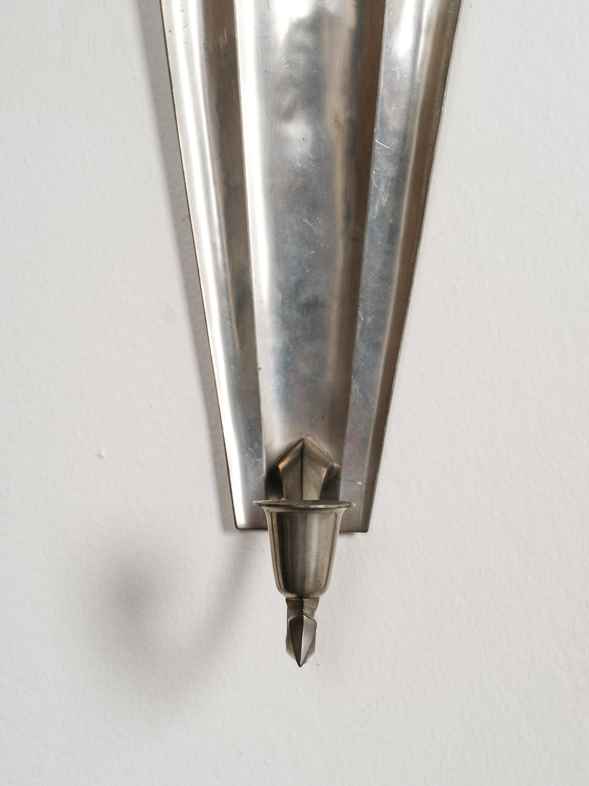 Mid-20th Century Finnish Pewter Wall Candle Sconces, A. Mykkänen Taidetakomo Oy, 1930s, Set of 4 For Sale