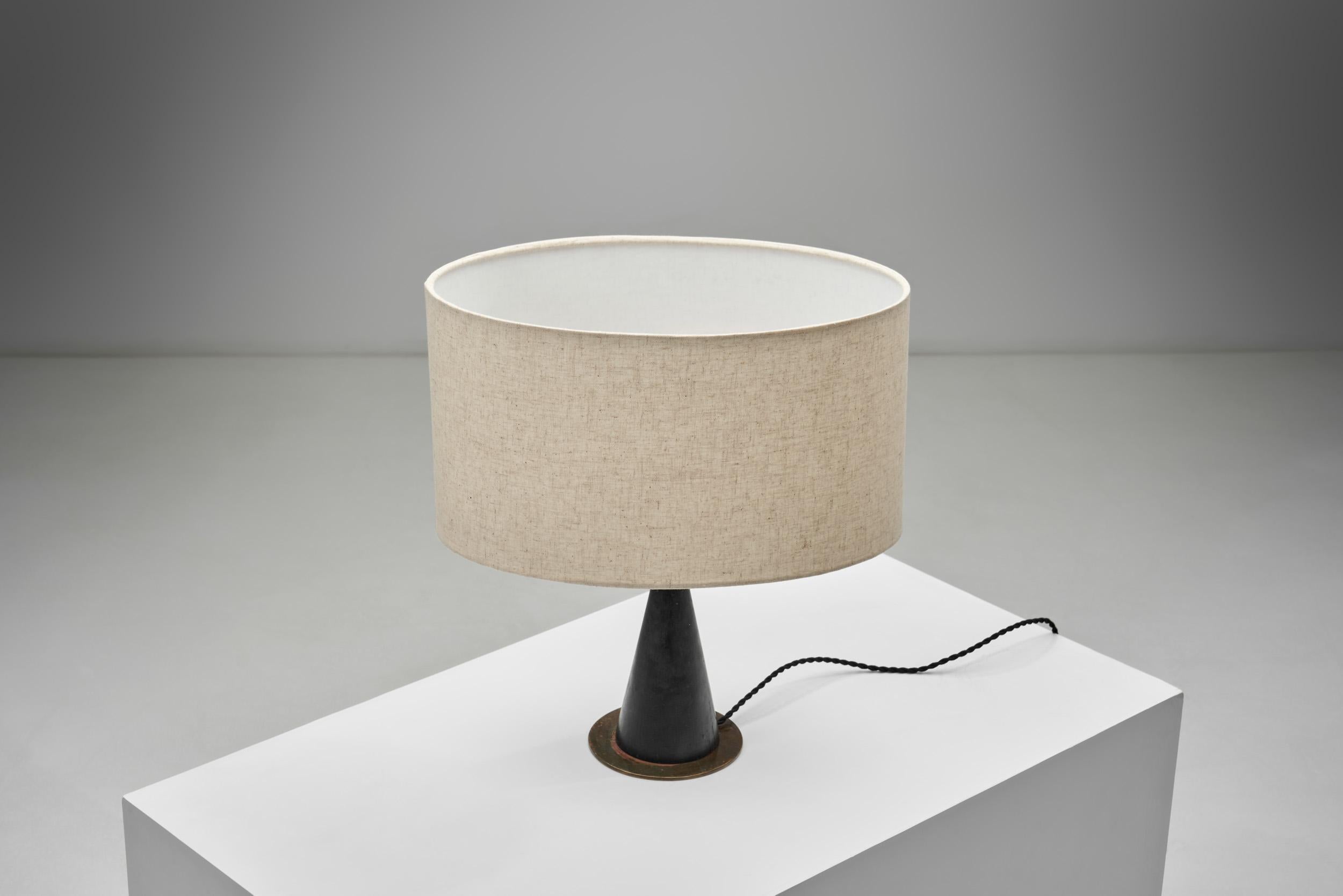 Finnish Table Lamp by Maria Lindeman, Finland Mid-20th Century For Sale 5