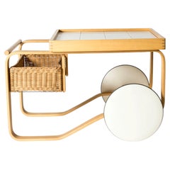 Carrito de té finlandés modelo 900 de Alvar Aalto, Artek, Finlandia