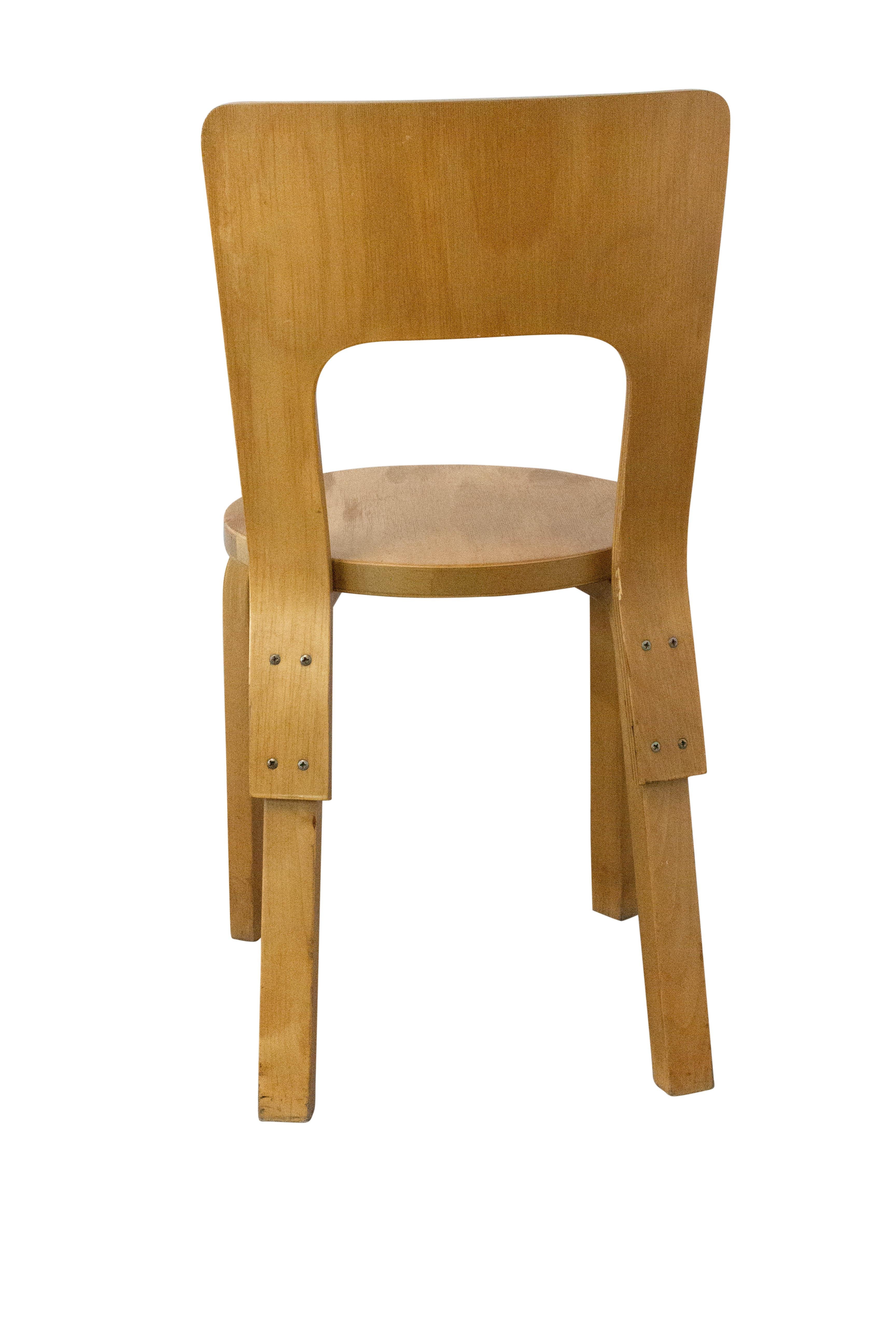 Finnish Vintage Wood Chair Alvar Aalto Model 66, circa 1930 In Good Condition For Sale In Labrit, Landes