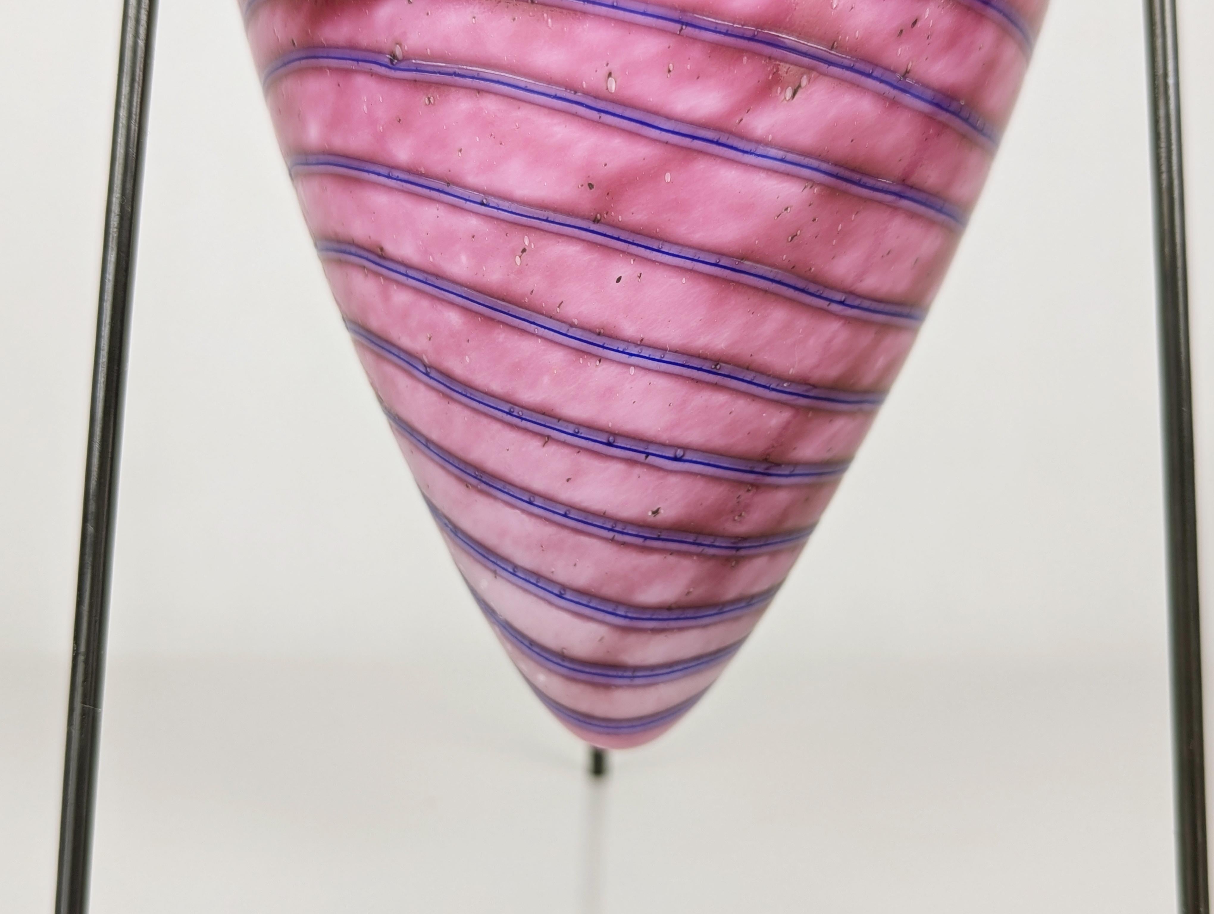 Vaso in vetro finlandese giallo e viola 