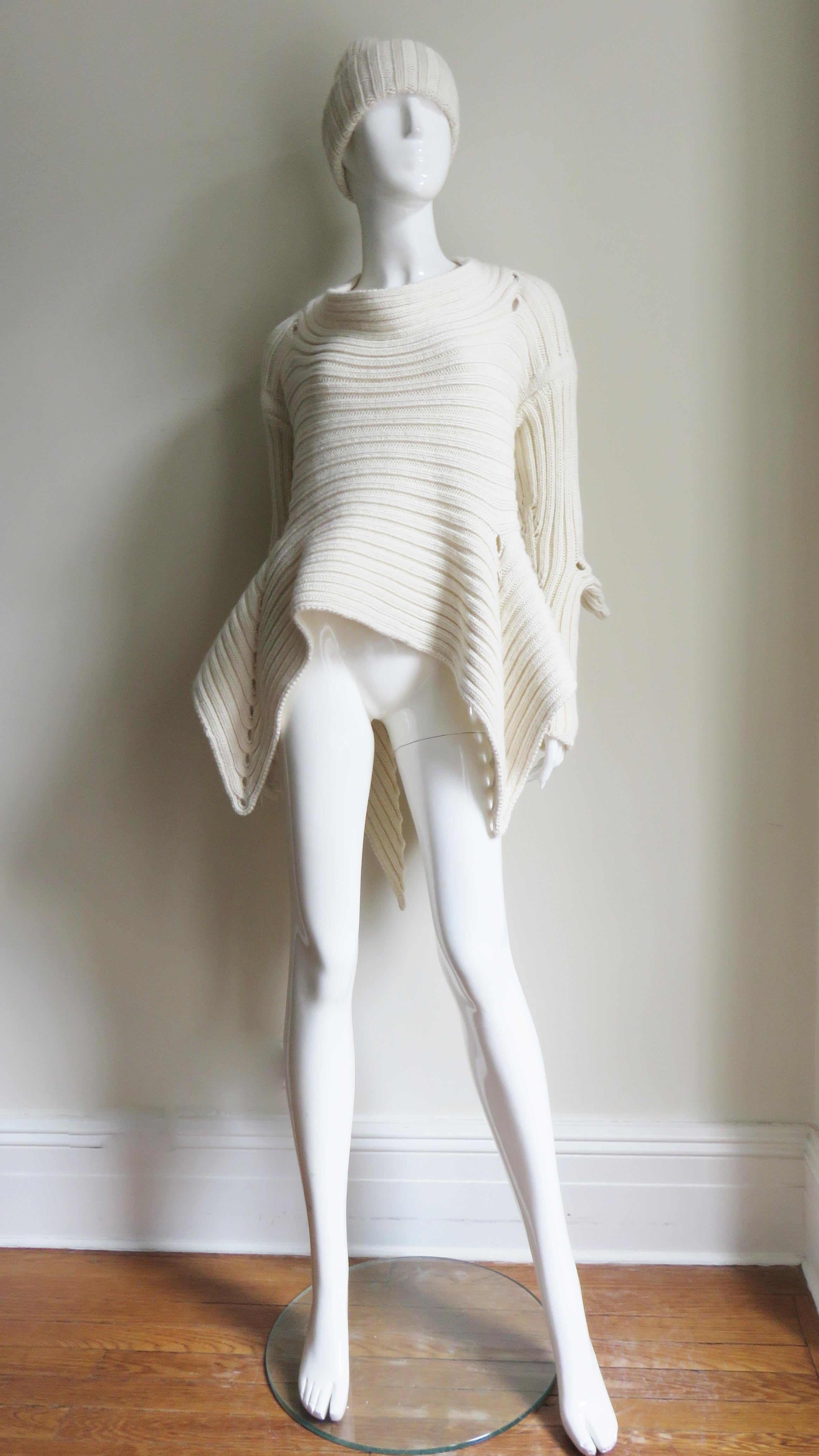 Fintan Mulhollnd New Irish Hand Knit Sweater and Touque 3