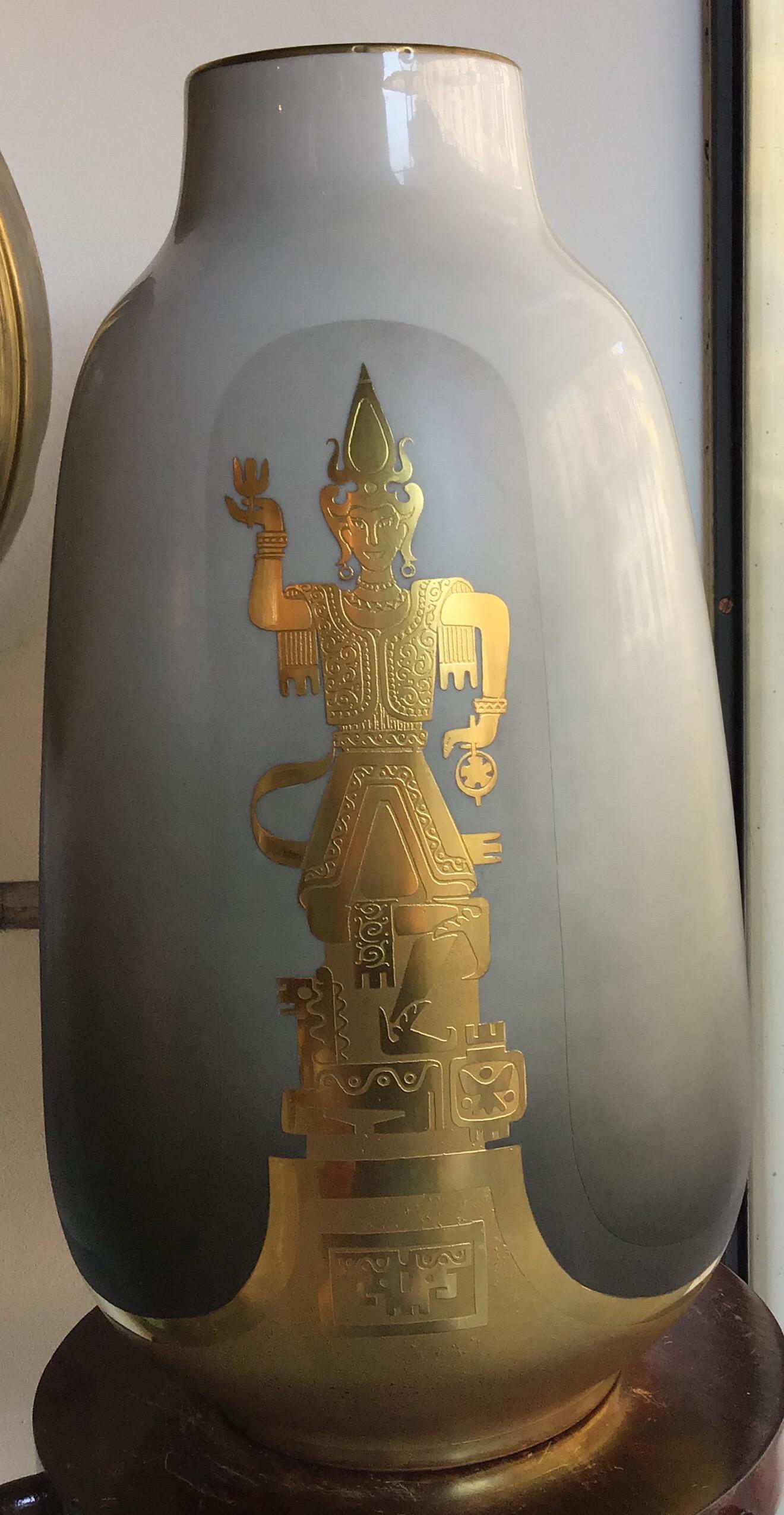 Exceptional vase porcelain gold finzi, 1950, Italy.