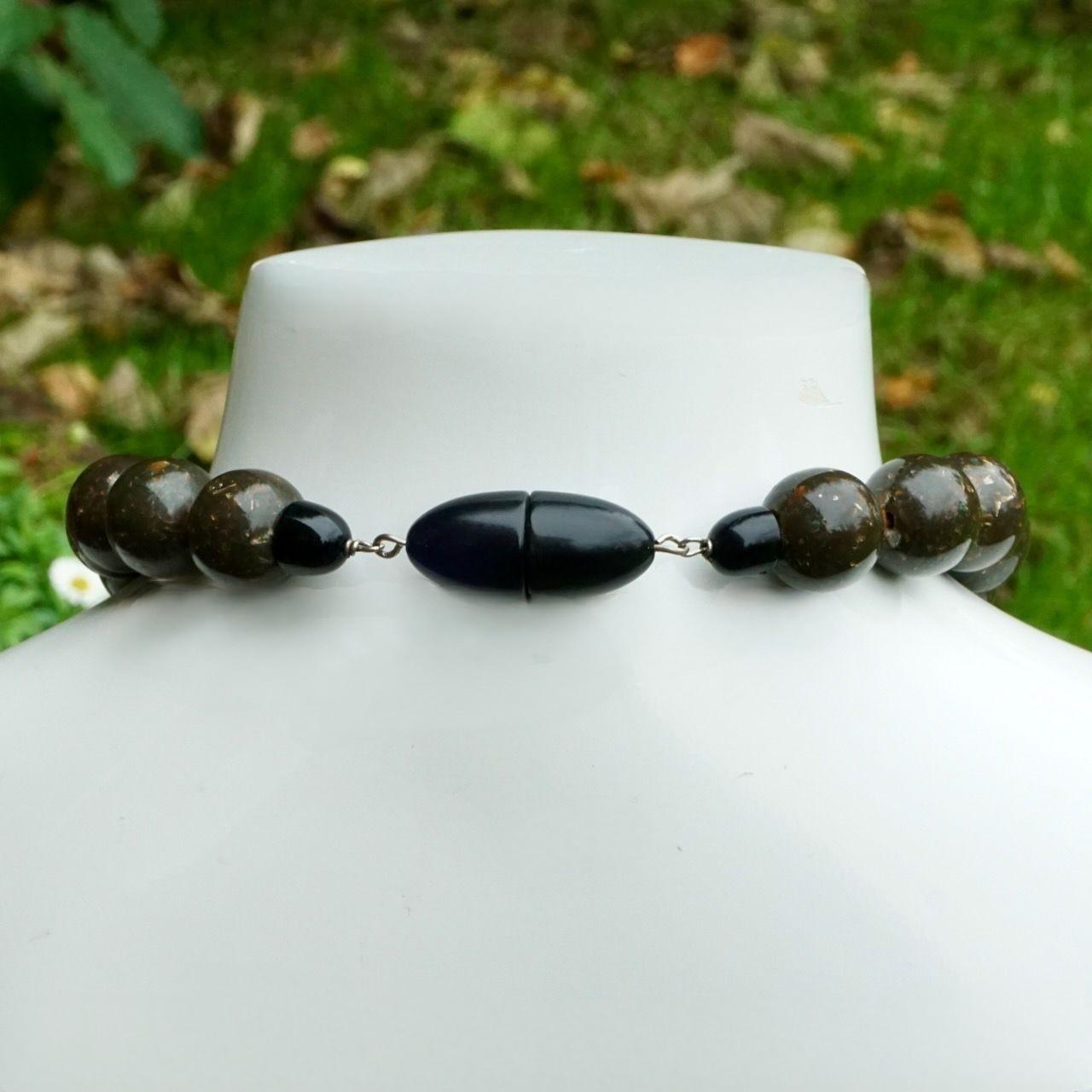 Women's or Men's Fiocchi Italy Black Panther and Brown Resin Bead Necklace For Sale