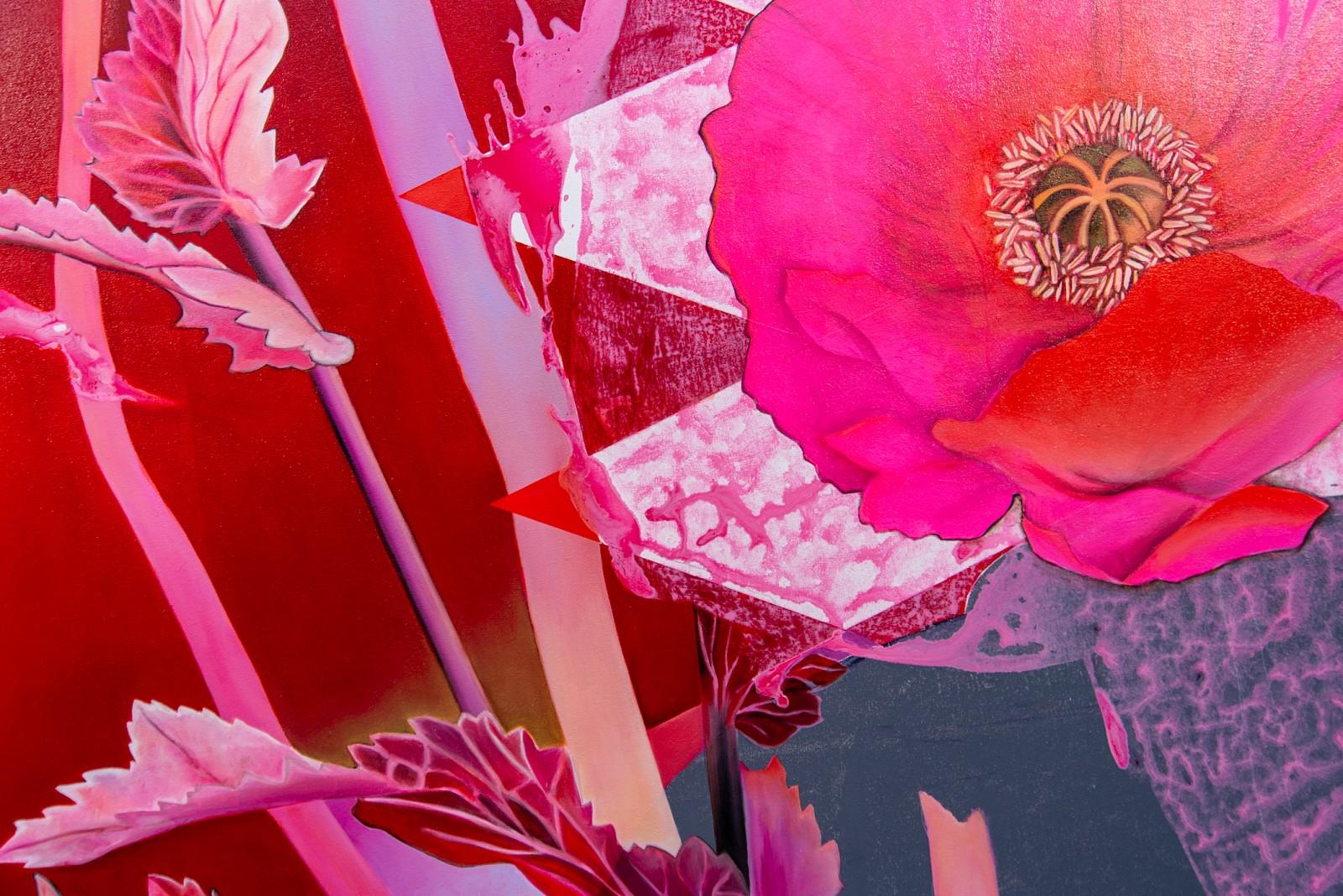 Con Flor de ensueño, Fiona Ackerman ha pintado un precioso y etéreo arreglo abstracto de brillantes flores y formas orgánicas de color rosa, morado, malva y naranja sobre un fondo de vibrante rojo. La artista de Vancouver se inspiró para crear una