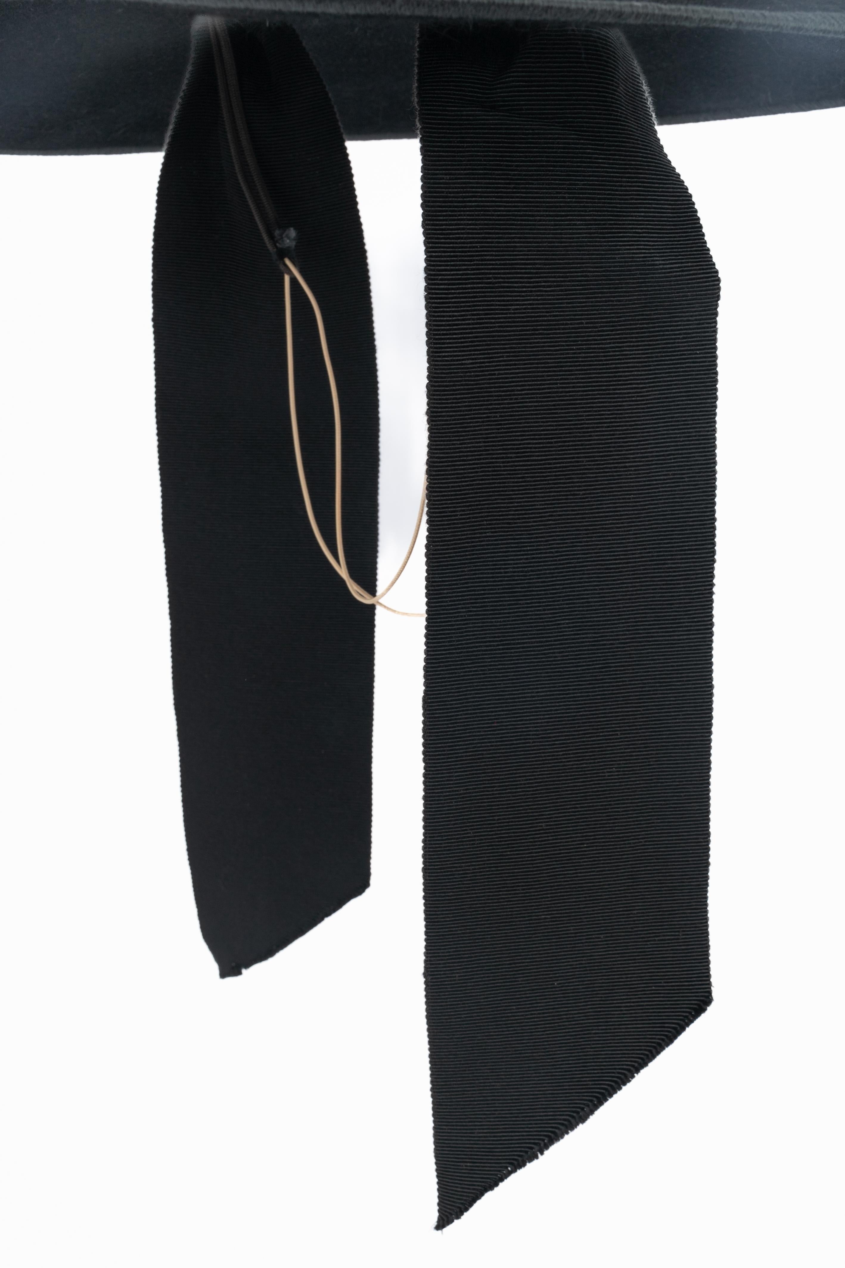 Fiona Bennett hat en vente 1