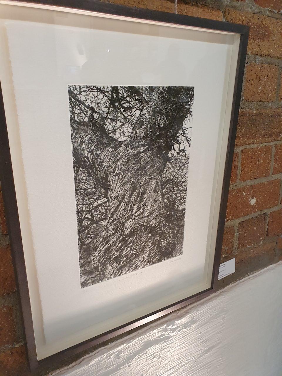 Castagno d'inverno, Stampa in edizione limitata, Paesaggio, Albero, Arte della natura - Landscape Print Nero di Fiona Hamilton 