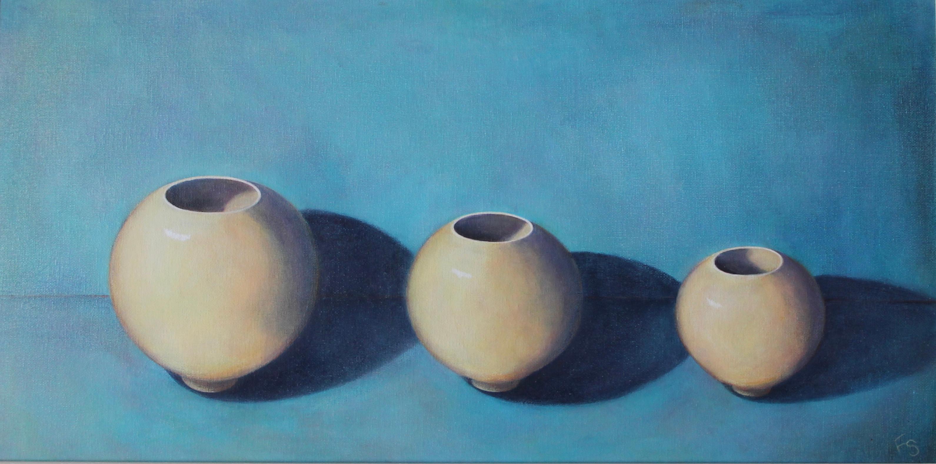 Fiona Smith, Drei in einer Reihe, Original-Keramikgemälde, Stillleben-Kunstwerk