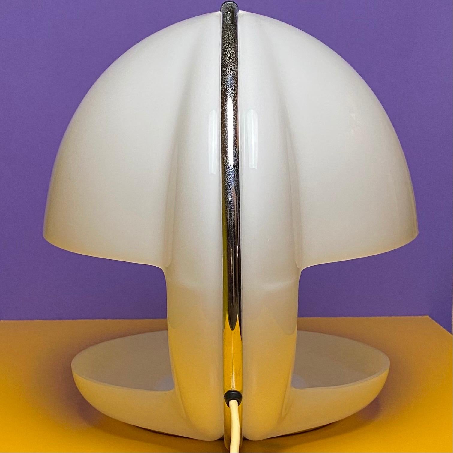 Space Age Fiona Table Lamp by Luigi Massoni for Guzzini, Italy, 1970s