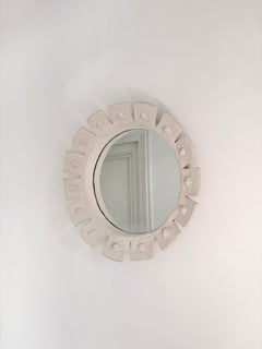 Fiore Espejo contemporáneo de cerámica firmado por Renzo Maar