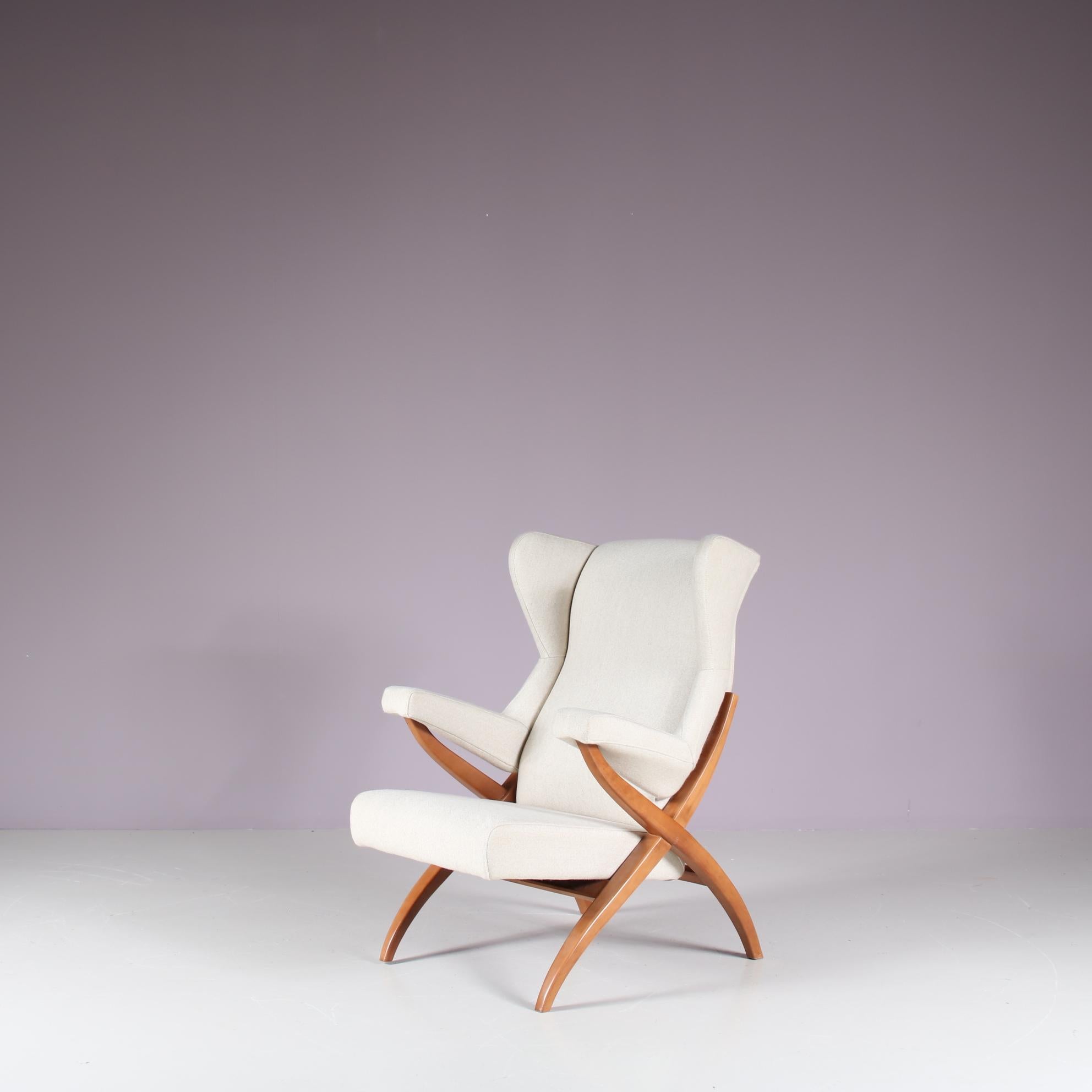 Fabric “Fiorenza” Chair by Franco Albini or Arflex, Italy 1970 For Sale
