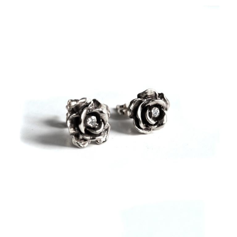 Women's or Men's Fiori 14k gold stud earrings with diamonds For Sale