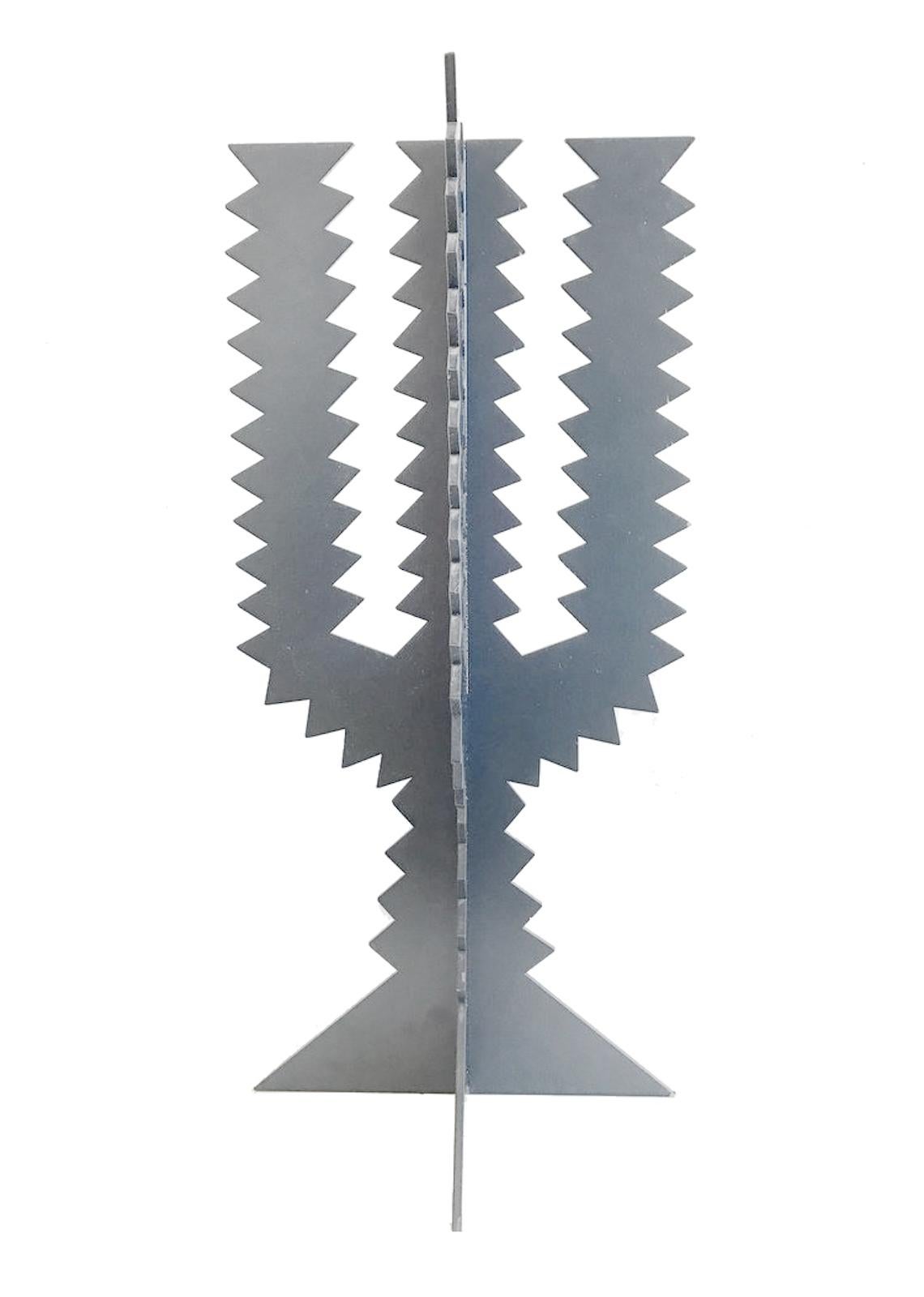Limitierte Auflage der Stahlskulptur CACTUS (250 Stück).
Unterschrift von Dino Gavina, Centro Duchamp, 