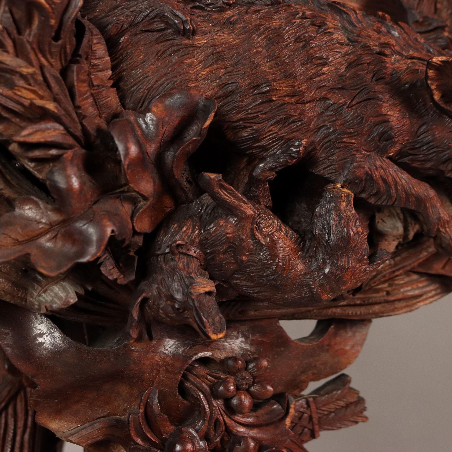 Neo-Baroque Planter in Carved Wood Black Forest Switzerland Late 1800s For Sale 1