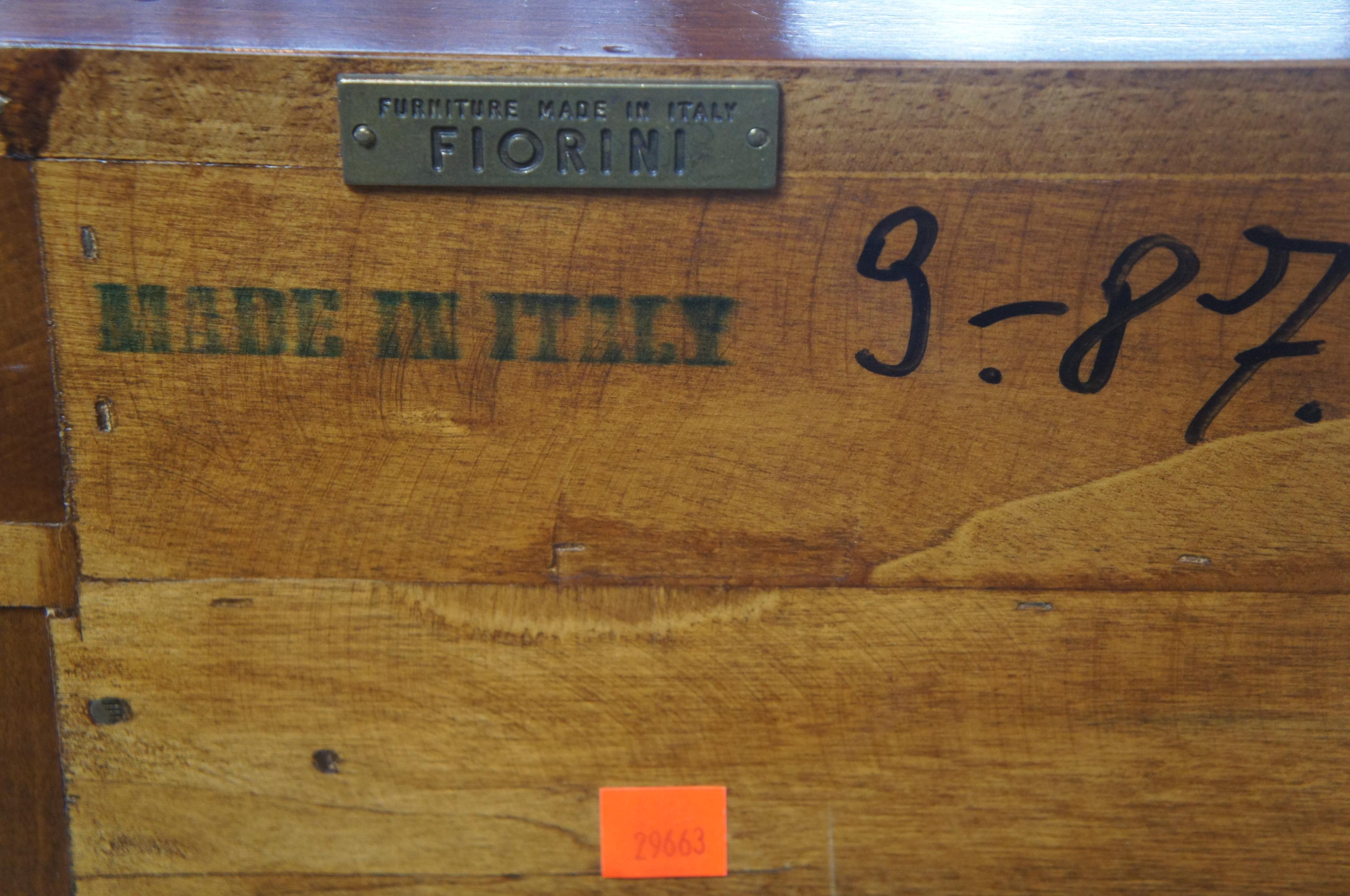 Fiorini Vintage Italian Serpentine Bombe Chest Bow Front Walnut Commode, Italy 5