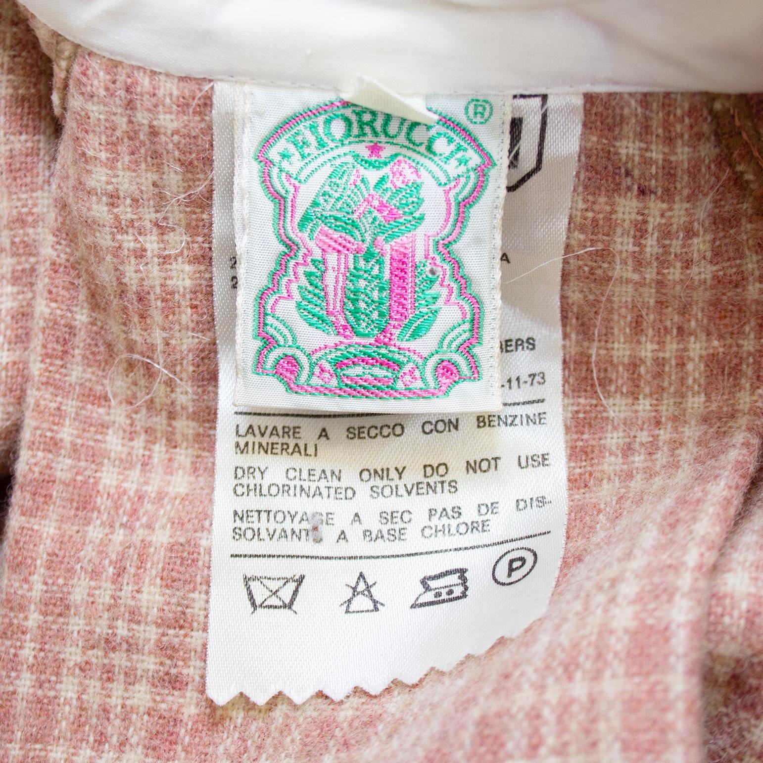 Fiorucci - Robe chemise vintage en laine rose, circa 1972 en vente 2