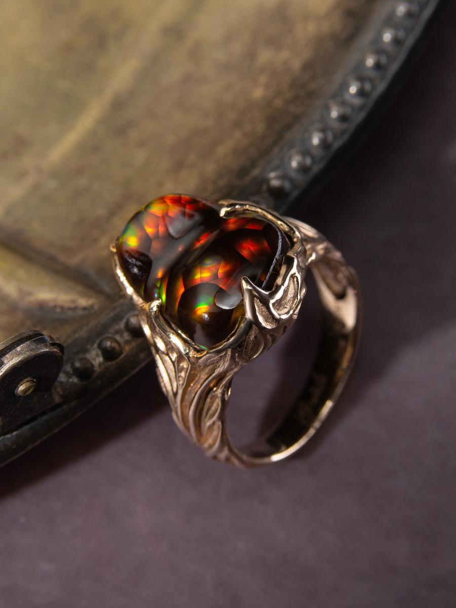 Fire Agate gold ring Rainbow Mexican Agate 9 carats gemstone unisex In New Condition For Sale In Berlin, DE
